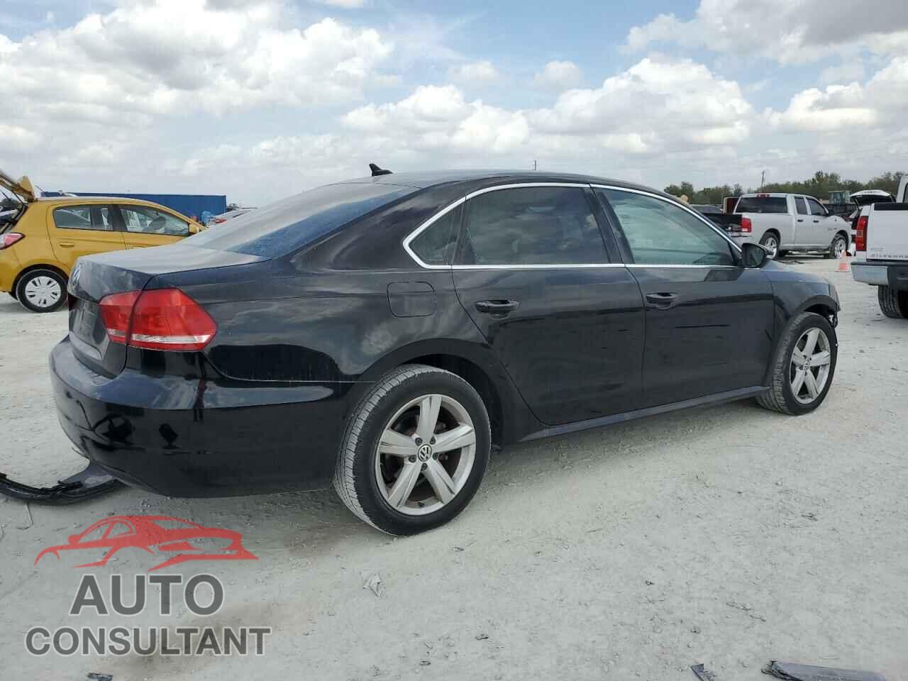 VOLKSWAGEN PASSAT 2012 - 1VWBP7A37CC039237