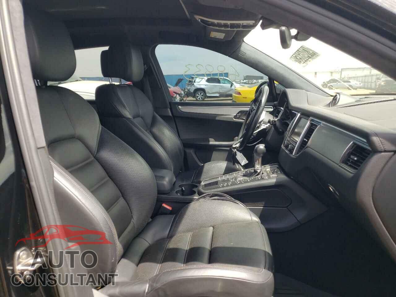 PORSCHE MACAN 2016 - WP1AF2A50GLB93928