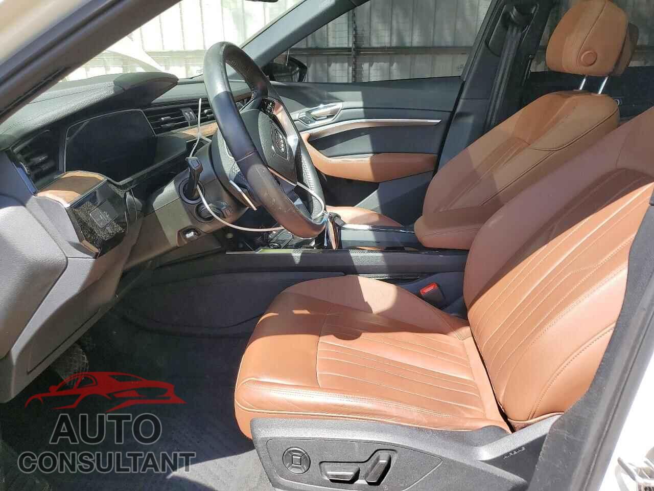 AUDI E-TRON 2021 - WA1AAAGE8MB008747