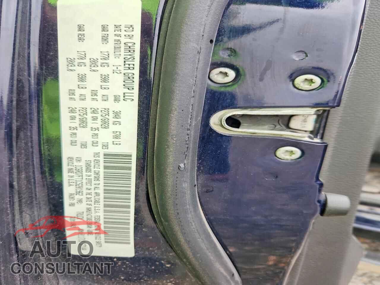 DODGE RAM 1500 2012 - 1C6RD7FT1CS201962