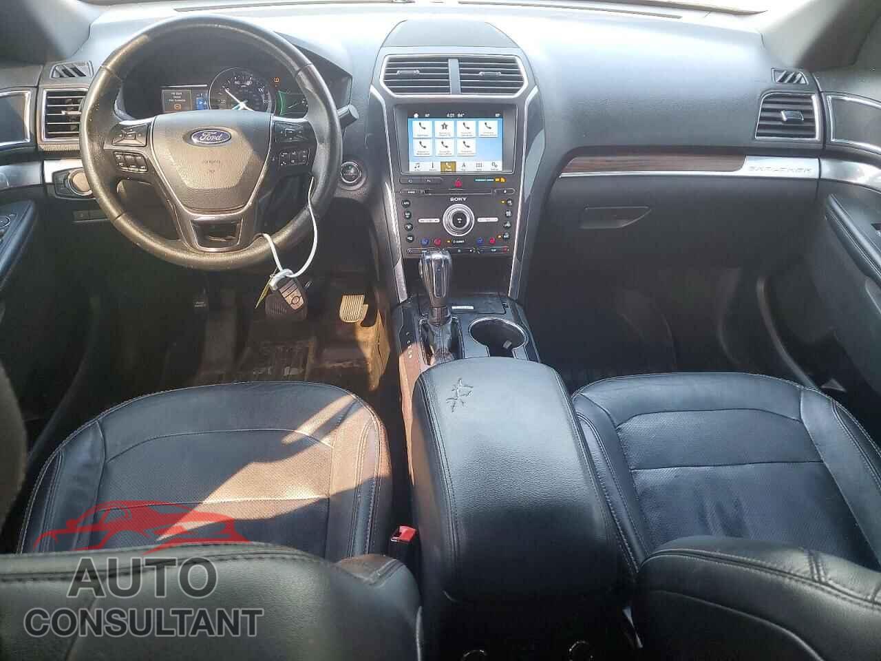 FORD EXPLORER 2018 - 1FM5K7F85JGB45741