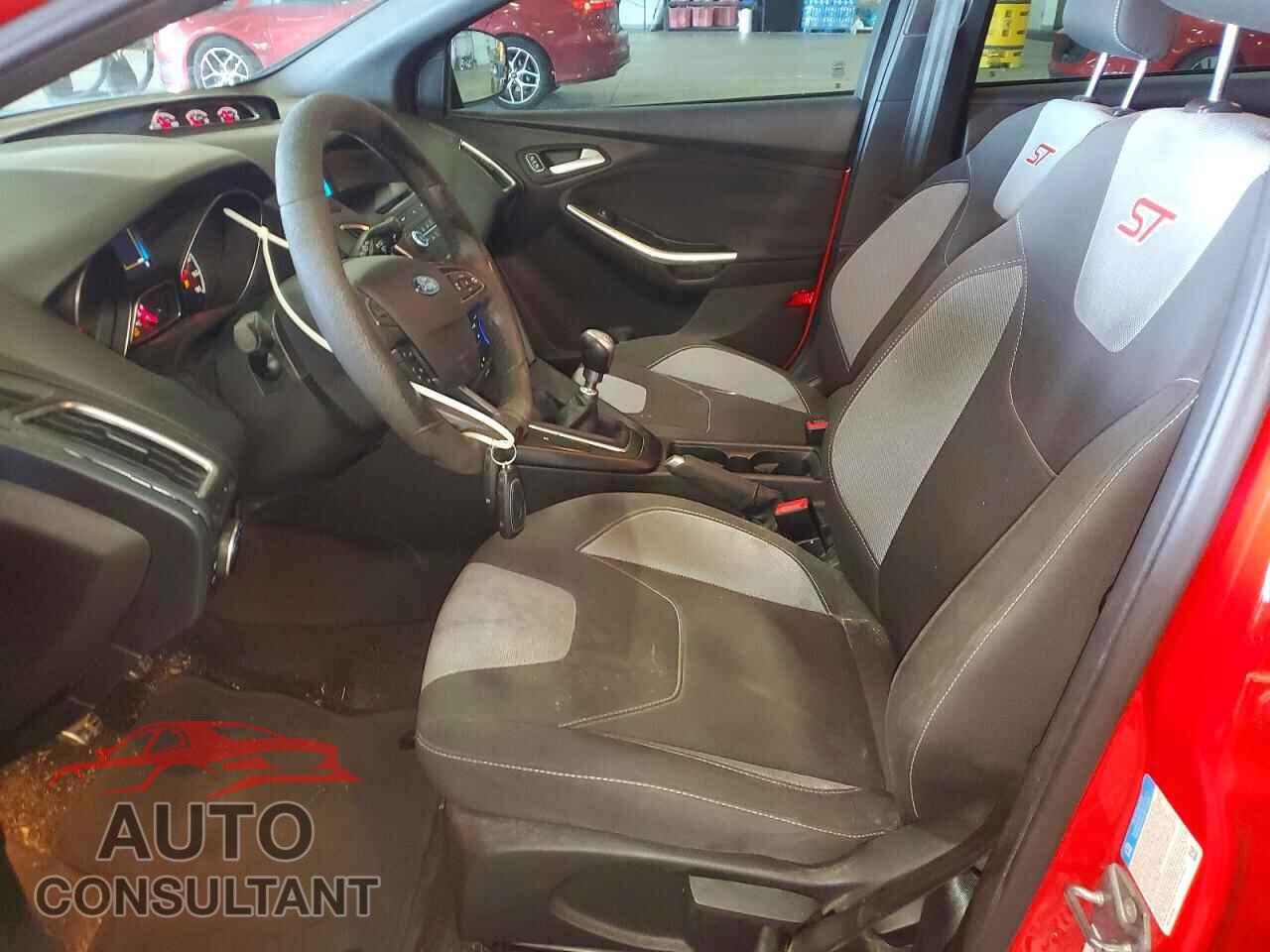 FORD FOCUS 2016 - 1FADP3L96GL397320