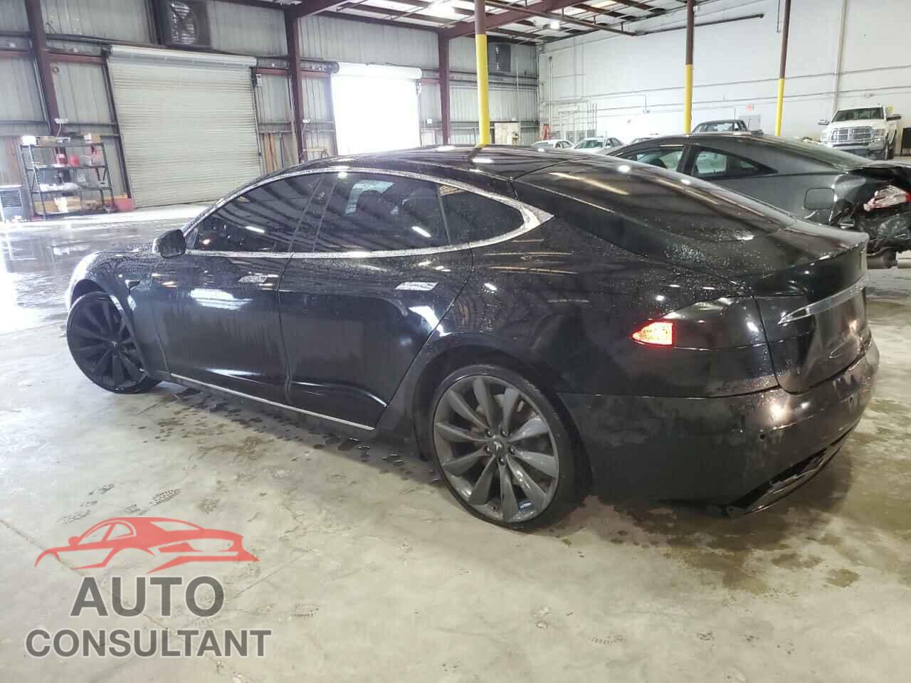 TESLA MODEL S 2018 - 5YJSA1E27JF293551