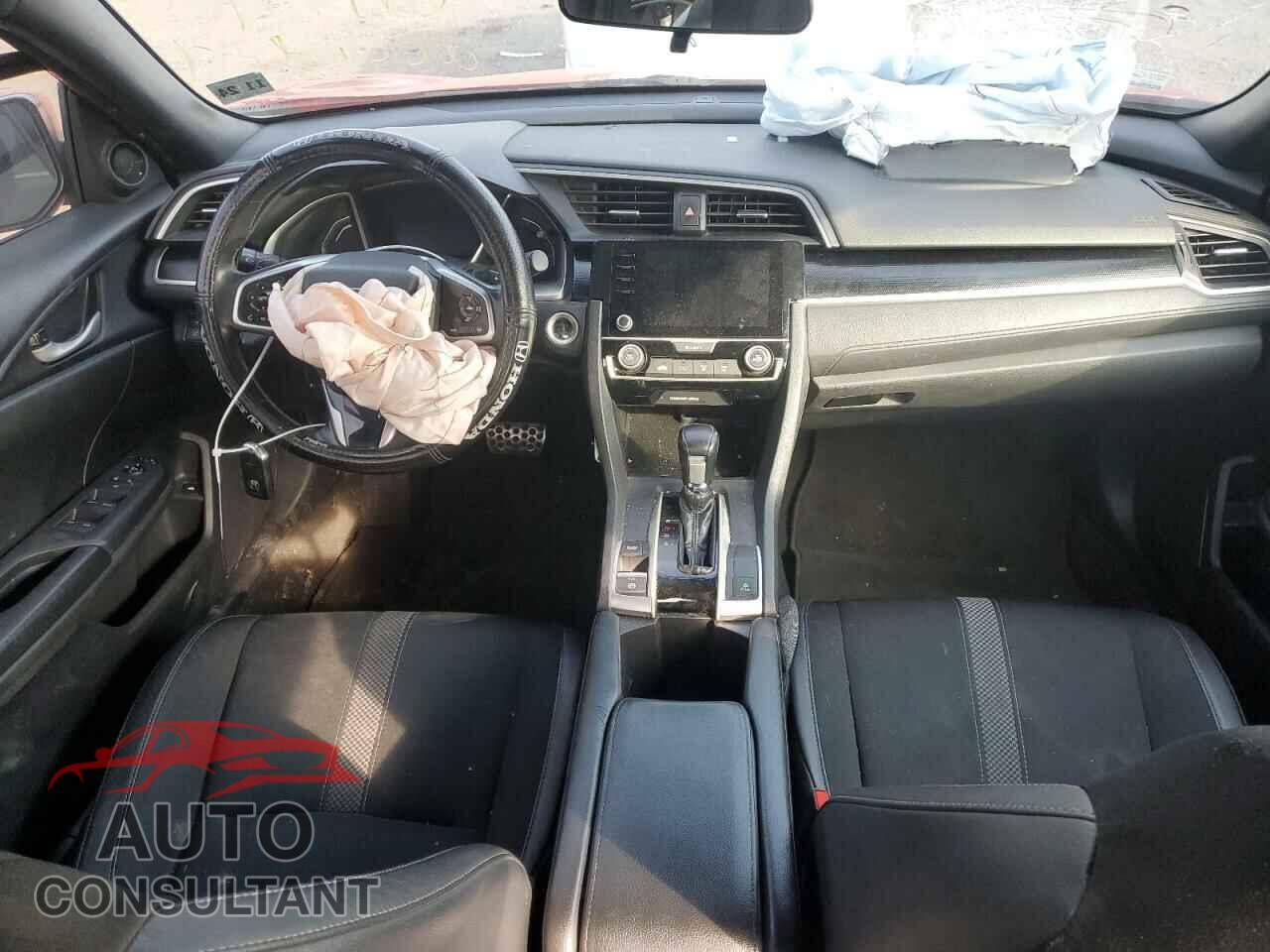 HONDA CIVIC 2019 - 2HGFC2F82KH597601