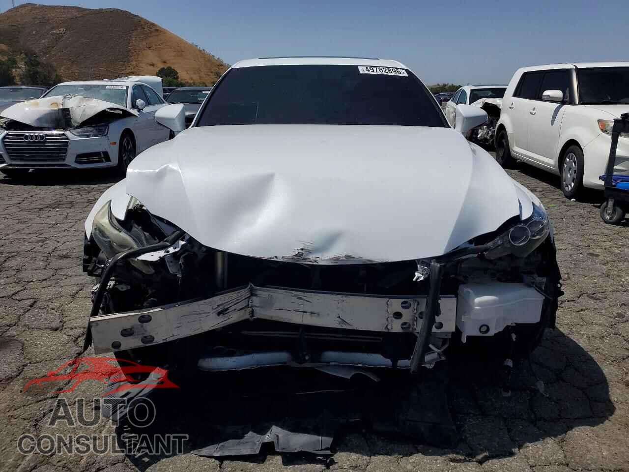 LEXUS IS 2014 - JTHBE1D21E5005986