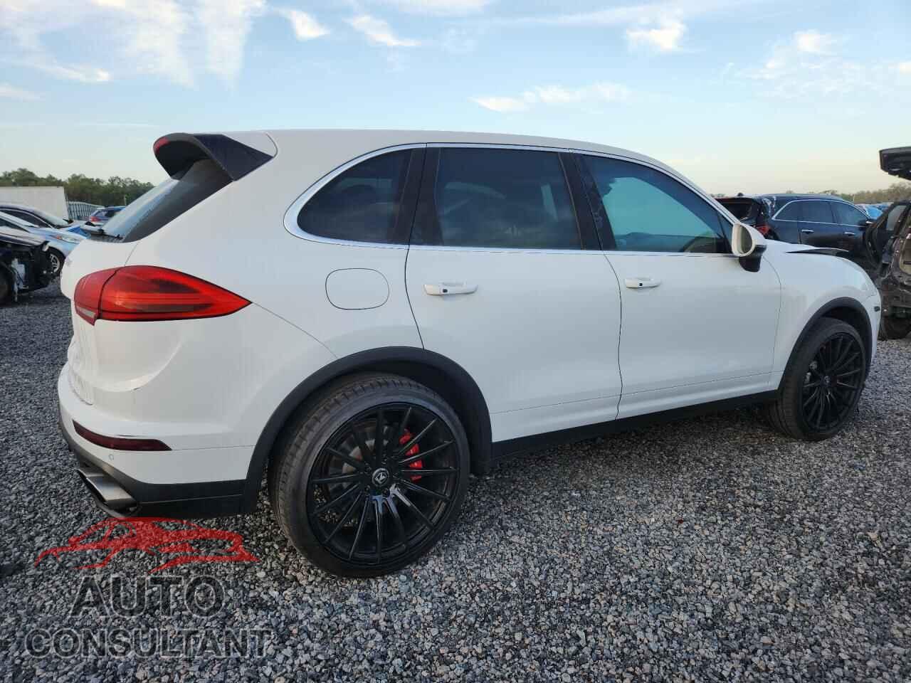 PORSCHE CAYENNE 2015 - WP1AC2A26FLA80496