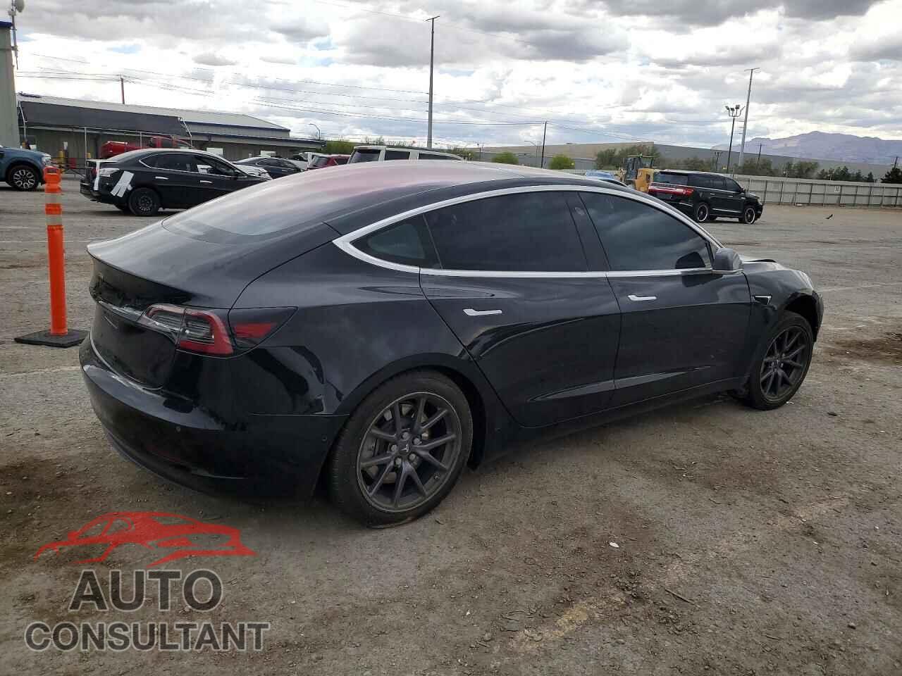 TESLA MODEL 3 2018 - 5YJ3E1EA7JF006757