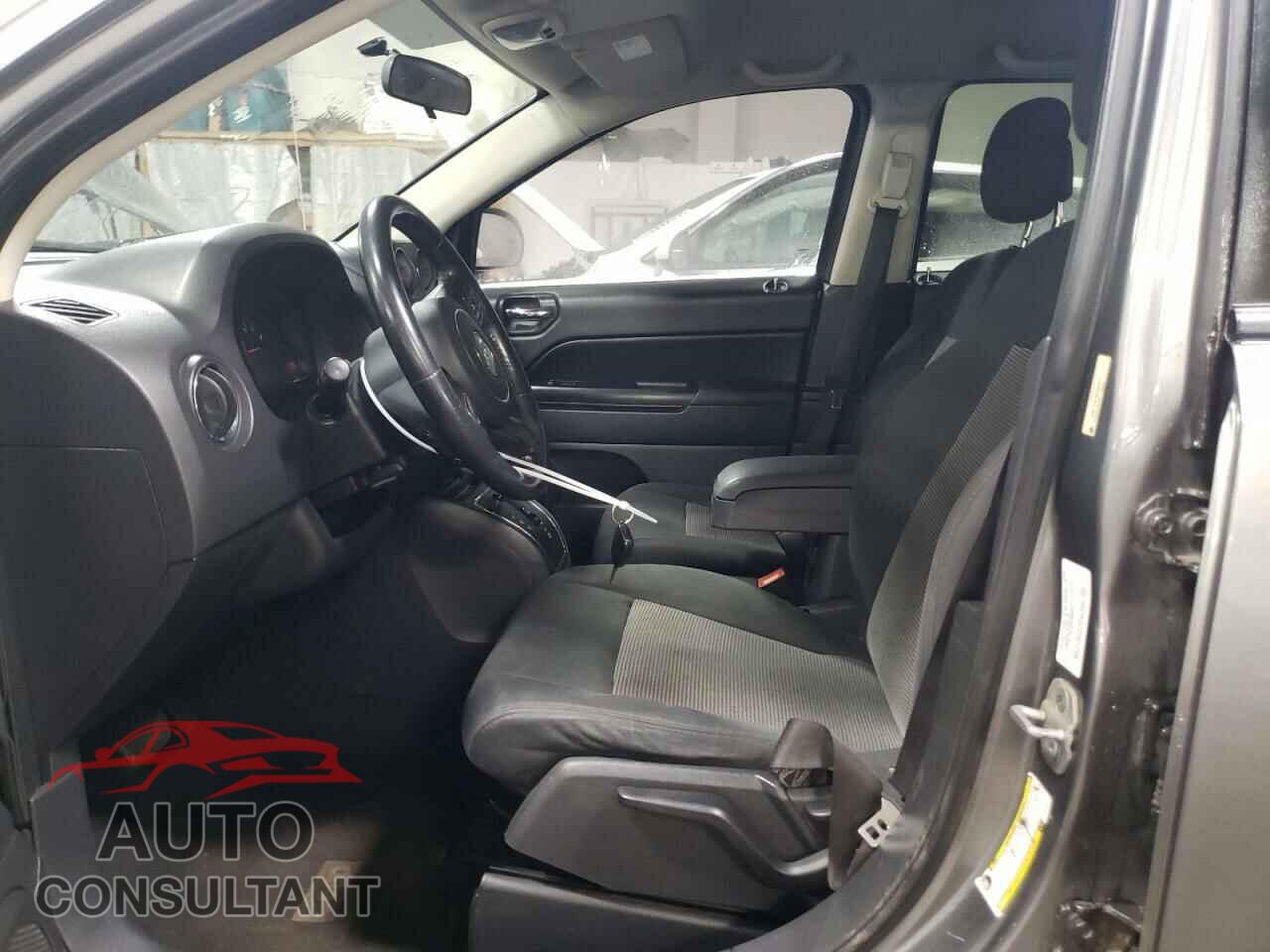 JEEP COMPASS 2011 - 1J4NF1FB7BD282422