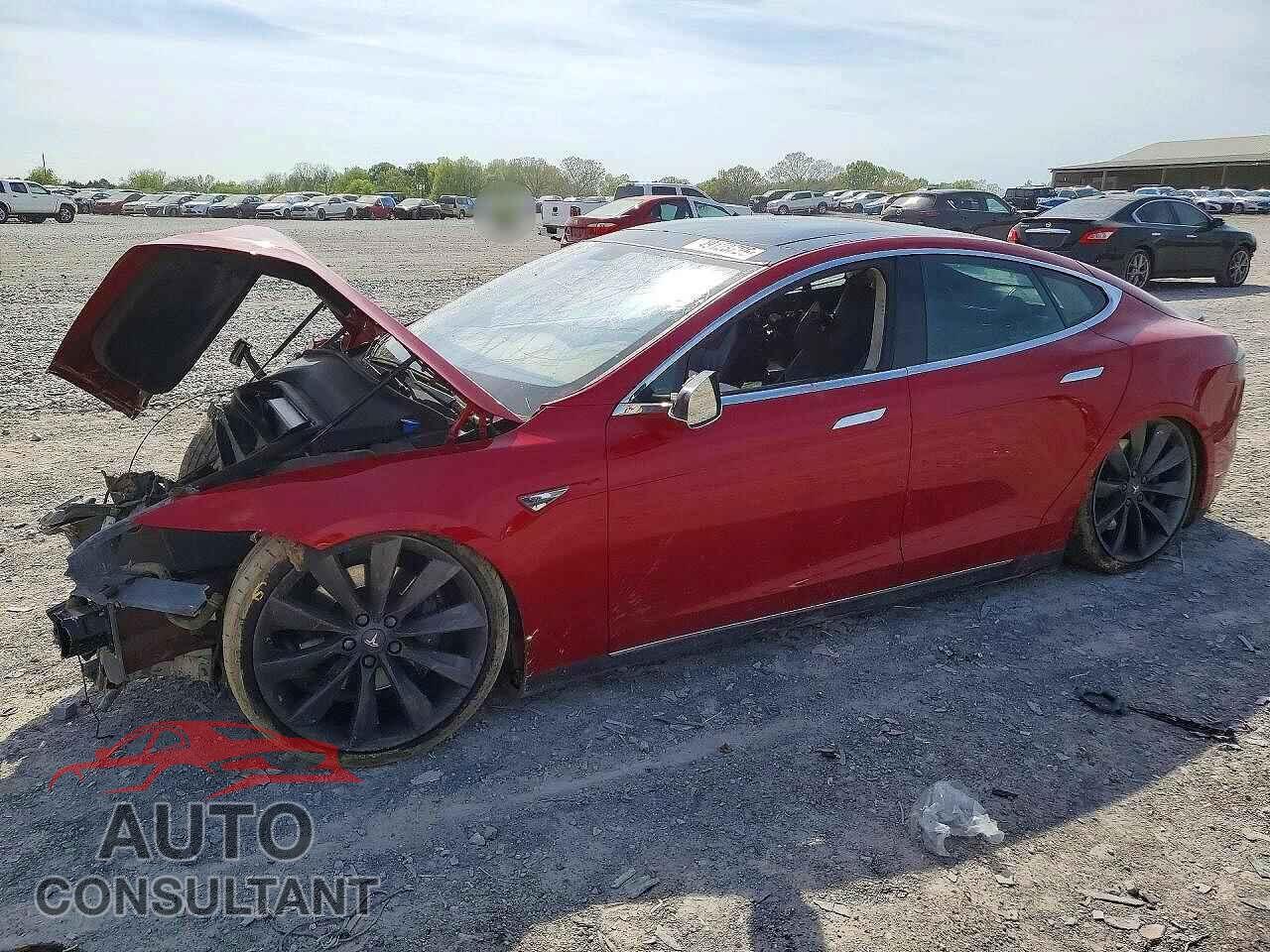 TESLA MODEL S 2013 - 5YJSA1DP2DFP09216