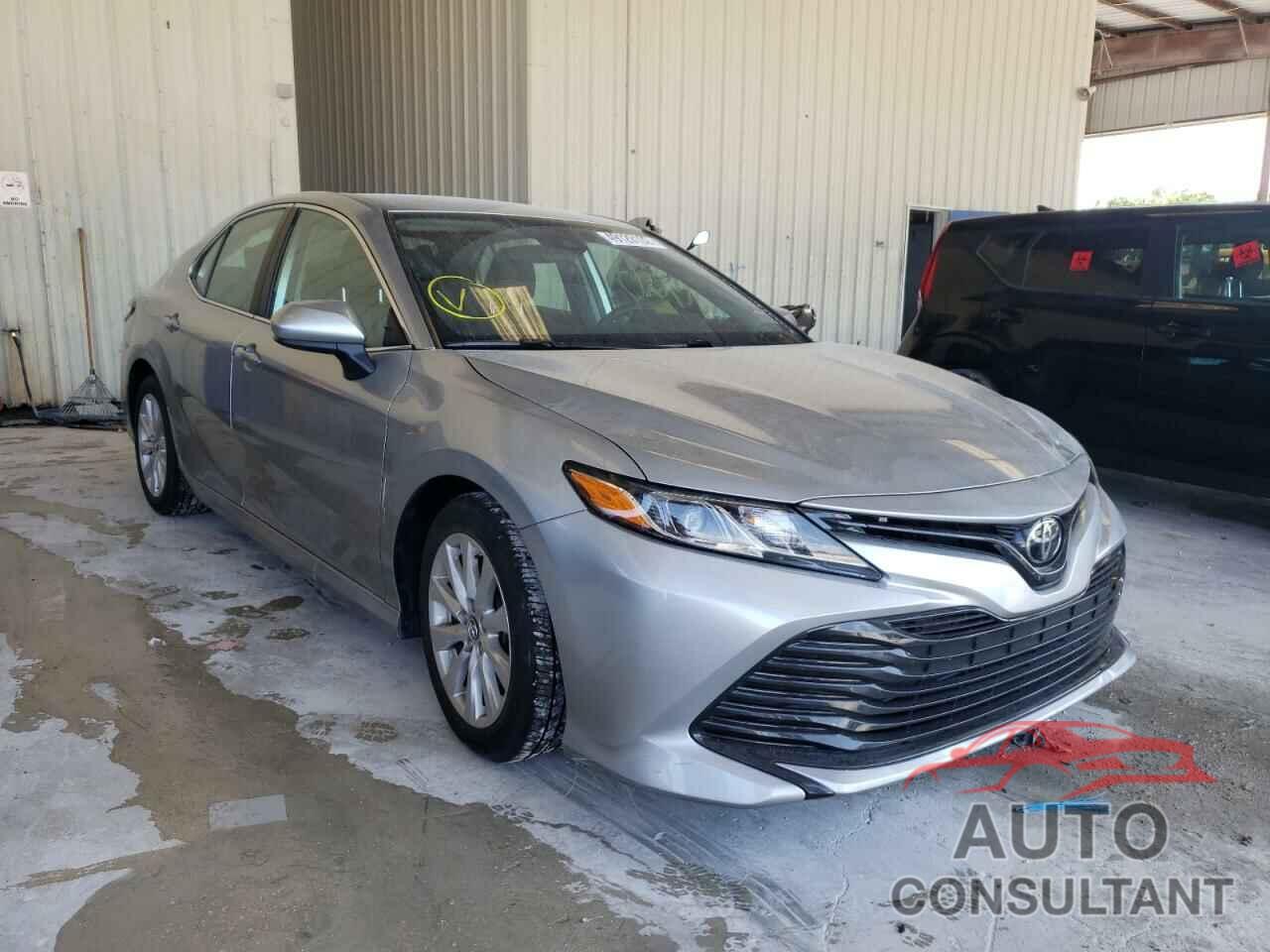 TOYOTA CAMRY 2019 - 4T1B11HK1KU811251