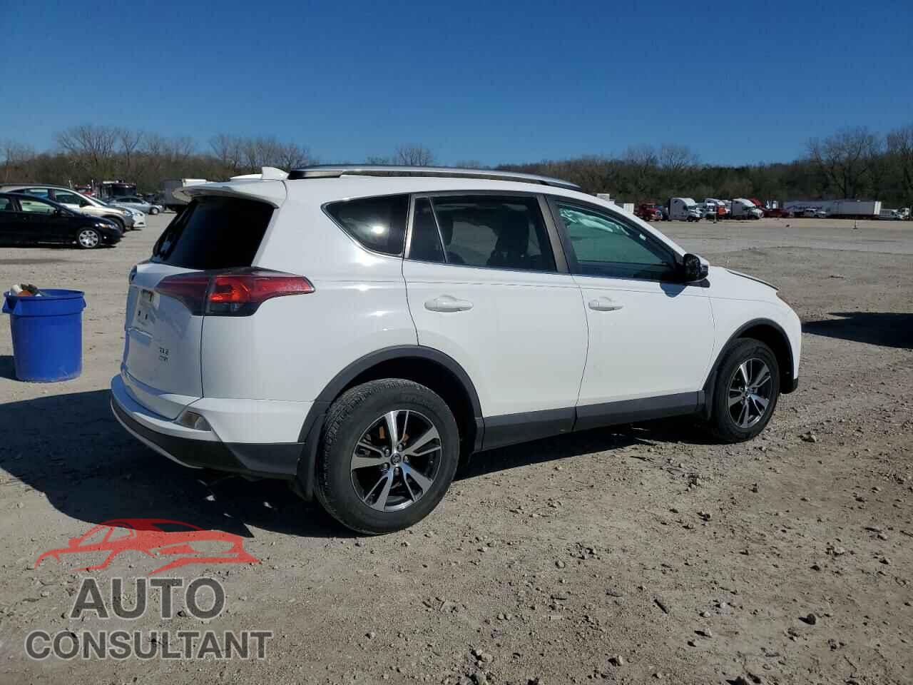 TOYOTA RAV4 2016 - 2T3RFREV5GW492688