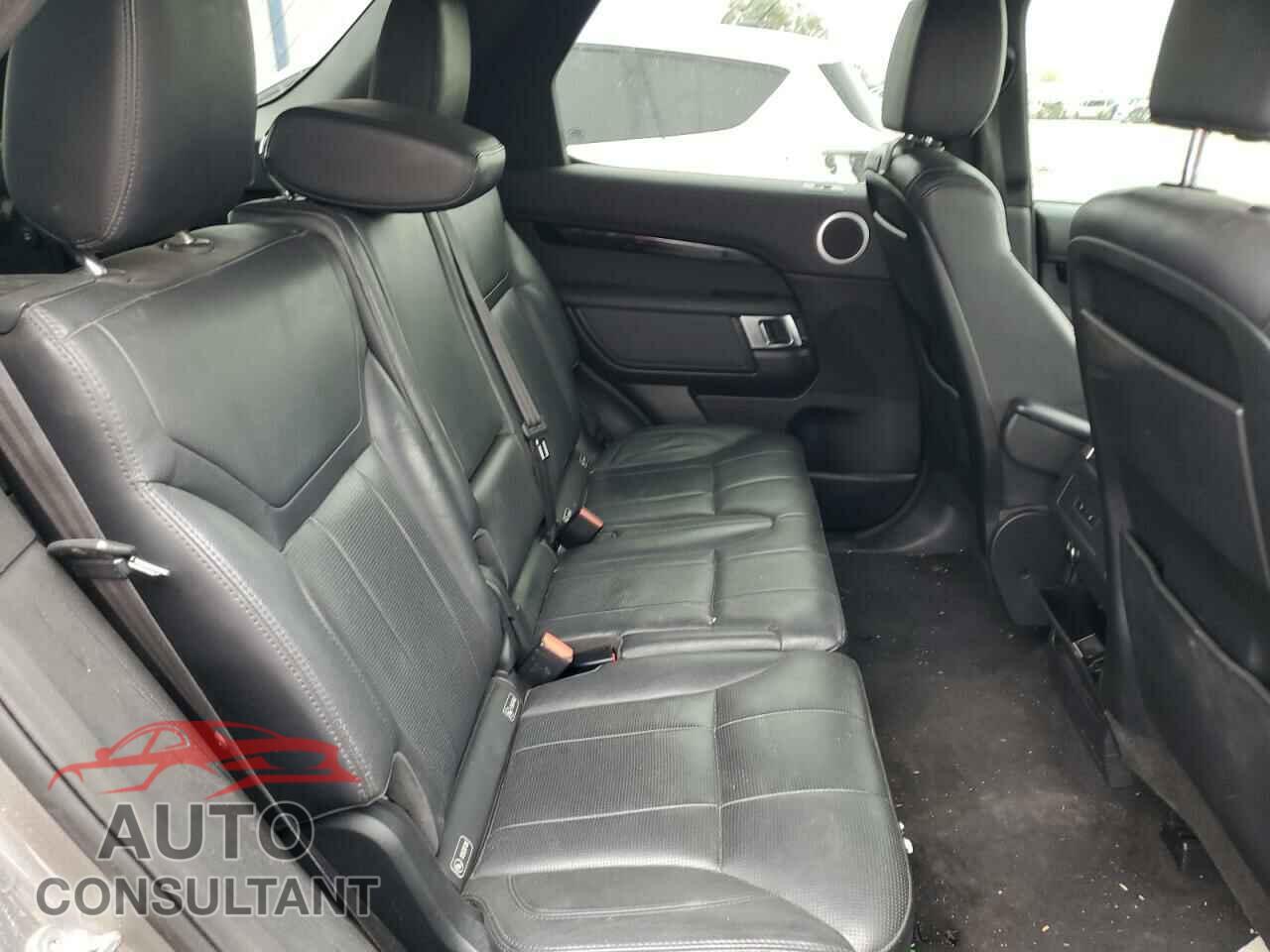 LAND ROVER DISCOVERY 2017 - SALRGBBV4HA041348