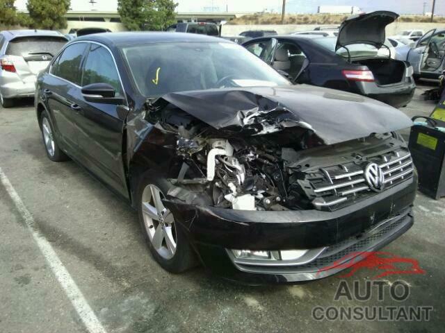VOLKSWAGEN PASSAT 2015 - 1VWAT7A35FC098153