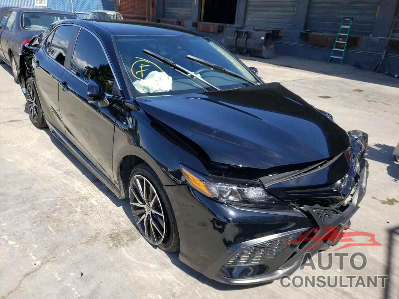 TOYOTA CAMRY 2021 - 4T1T11AK6MU488557