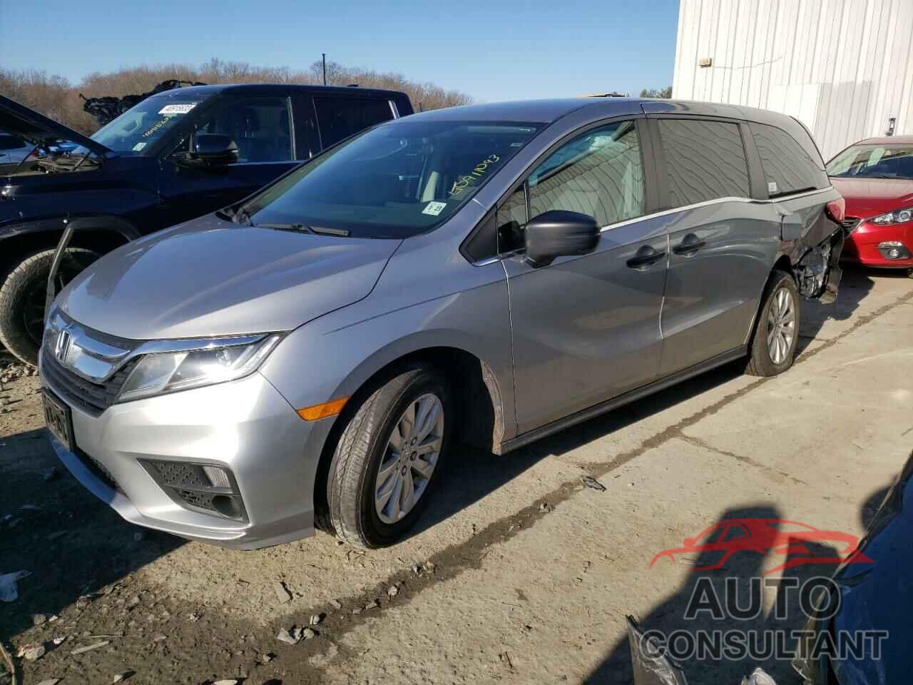 HONDA ODYSSEY 2018 - 5FNRL6H21JB092987