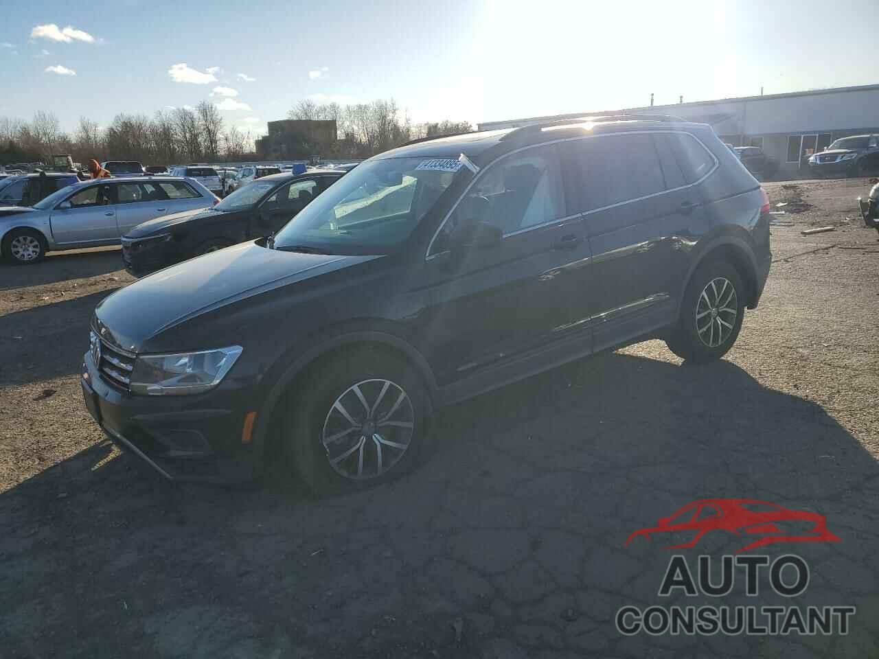 VOLKSWAGEN TIGUAN 2019 - 3VV2B7AX6KM025462
