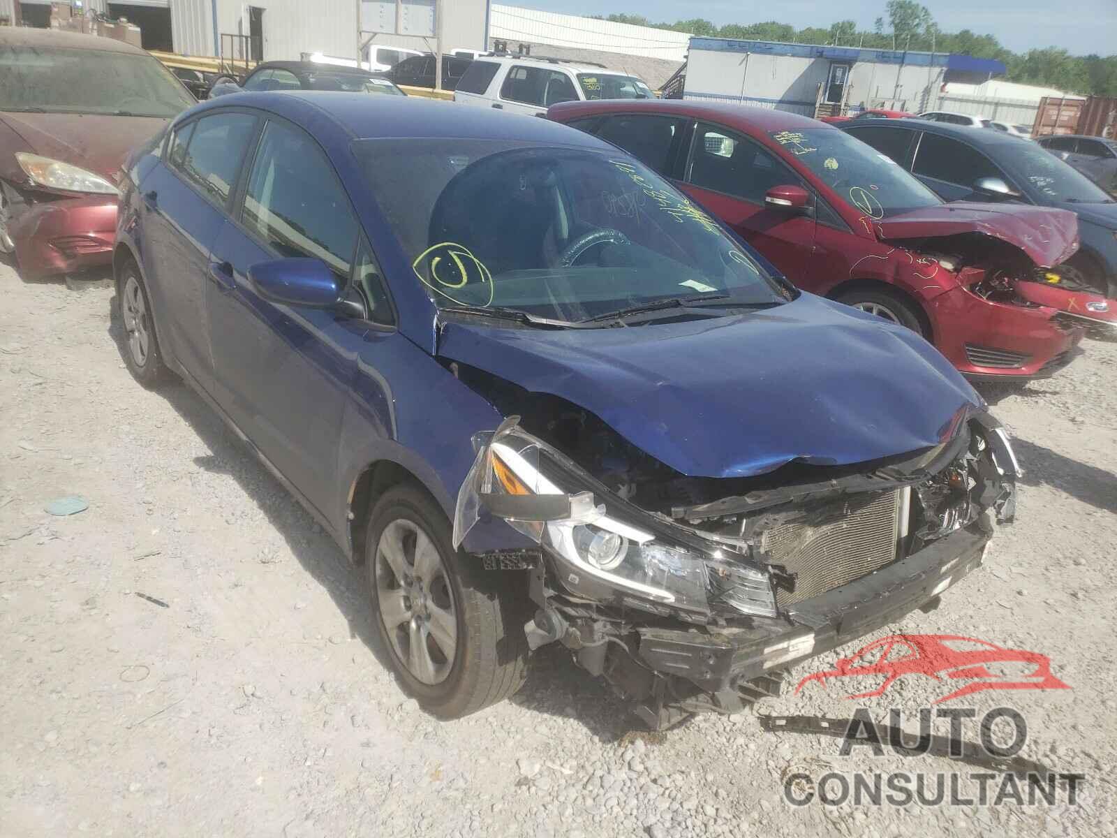 KIA FORTE 2017 - 3KPFK4A74HE009987