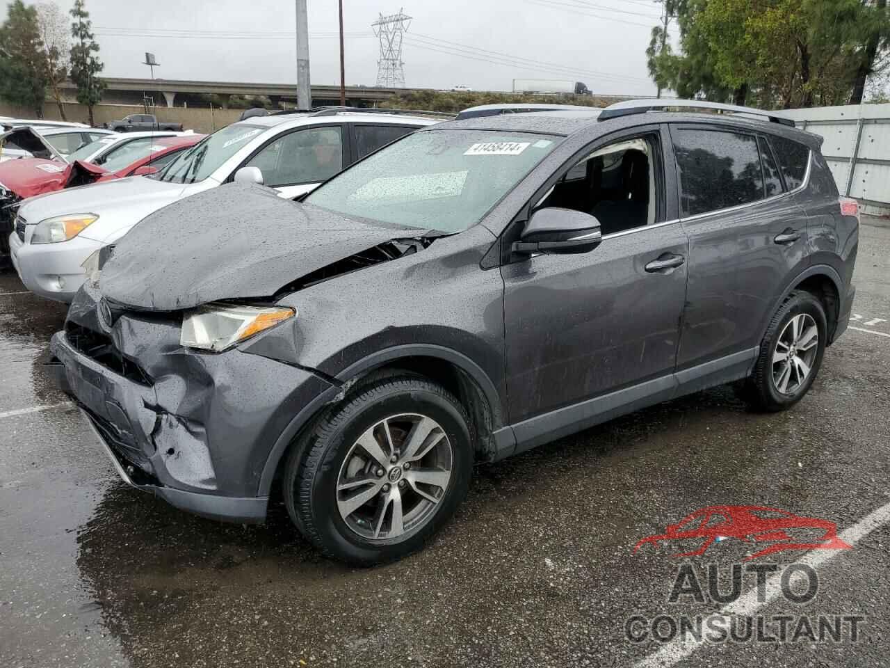 TOYOTA RAV4 2017 - JTMWFREV9HJ711820
