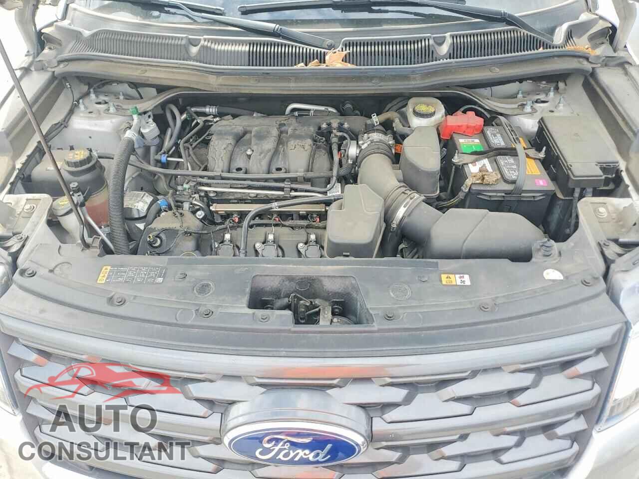 FORD EXPLORER 2018 - 1FM5K7D80JGB79525