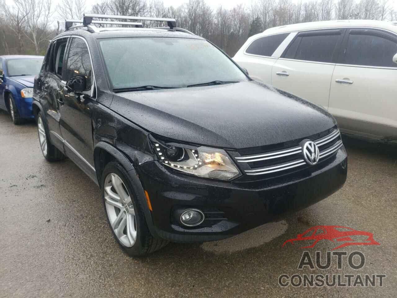 VOLKSWAGEN TIGUAN 2016 - WVGAV7AX3GW558387