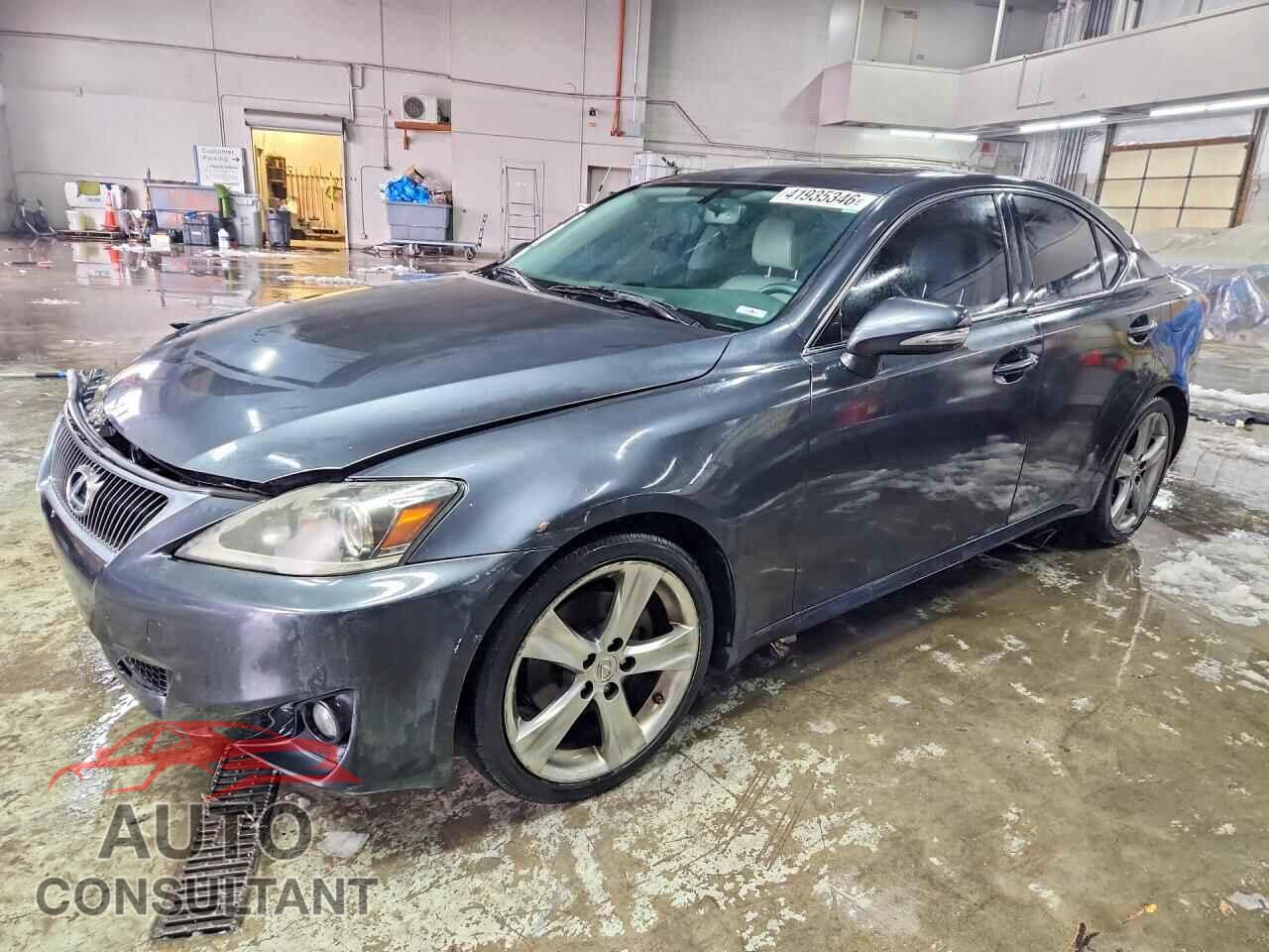LEXUS IS 2011 - JTHBF5C26B5149860