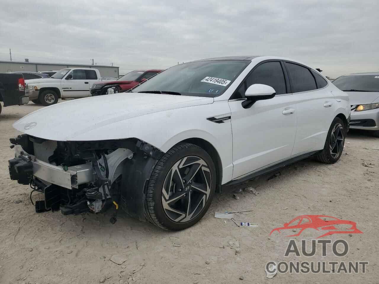 HYUNDAI SONATA 2024 - KMHL14JA5RA387902