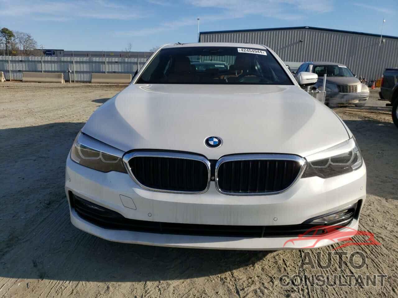 BMW 5 SERIES 2017 - WBAJA5C38HG895094