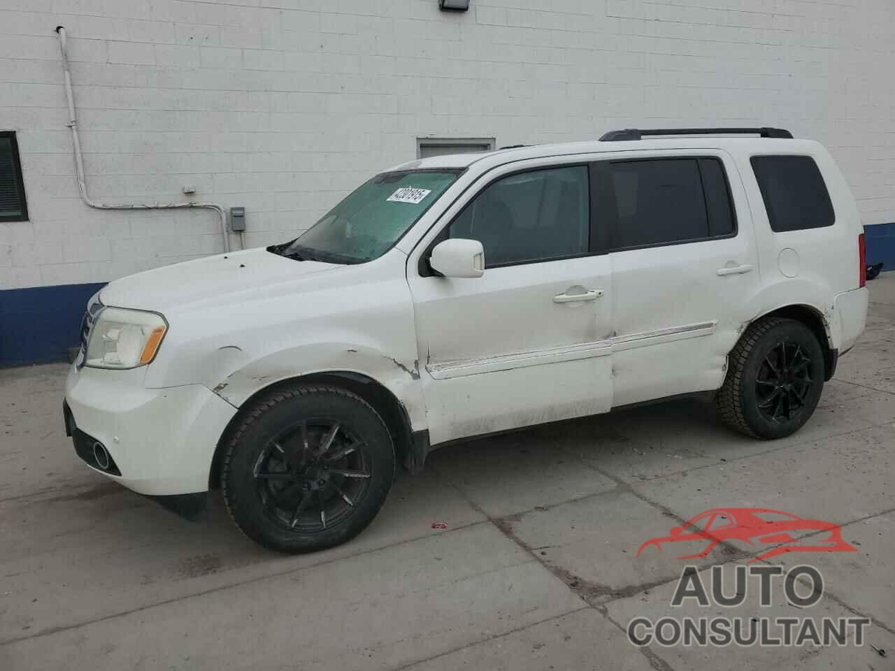 HONDA PILOT 2014 - 5FNYF4H99EB045328