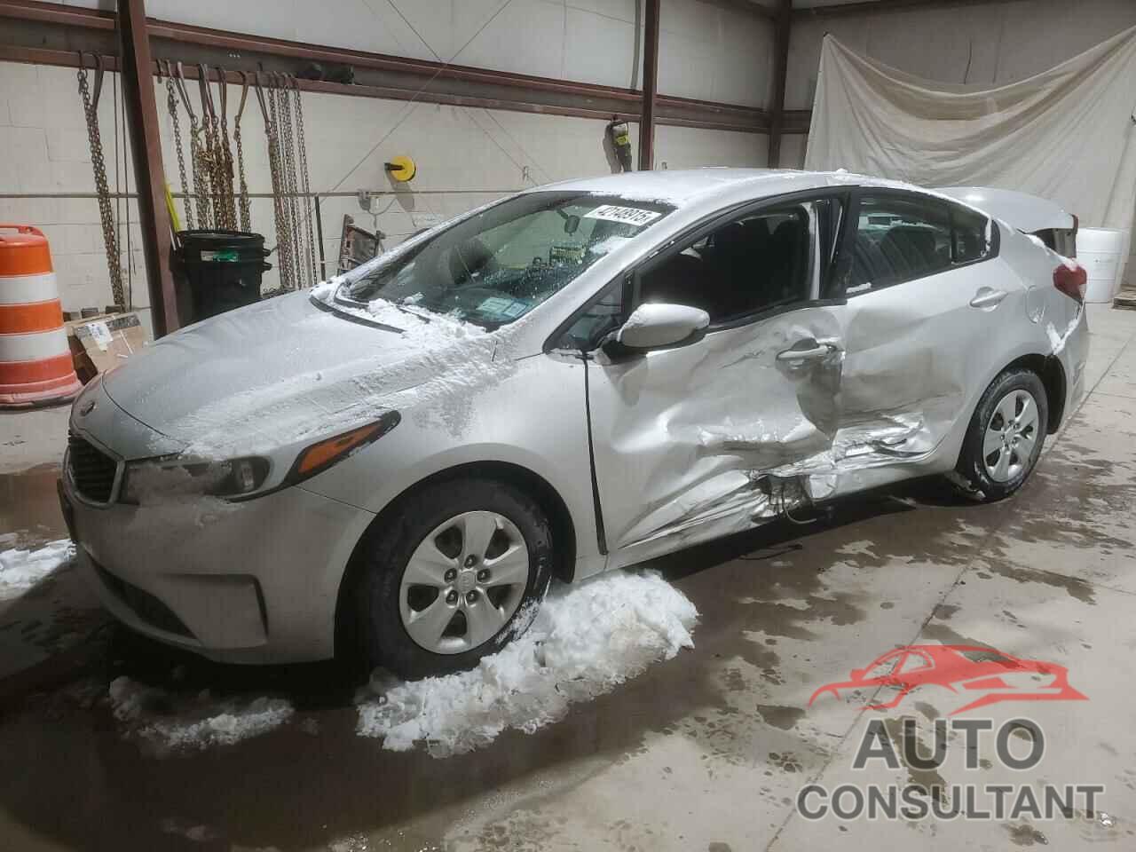 KIA FORTE 2018 - 3KPFK4A76JE280698