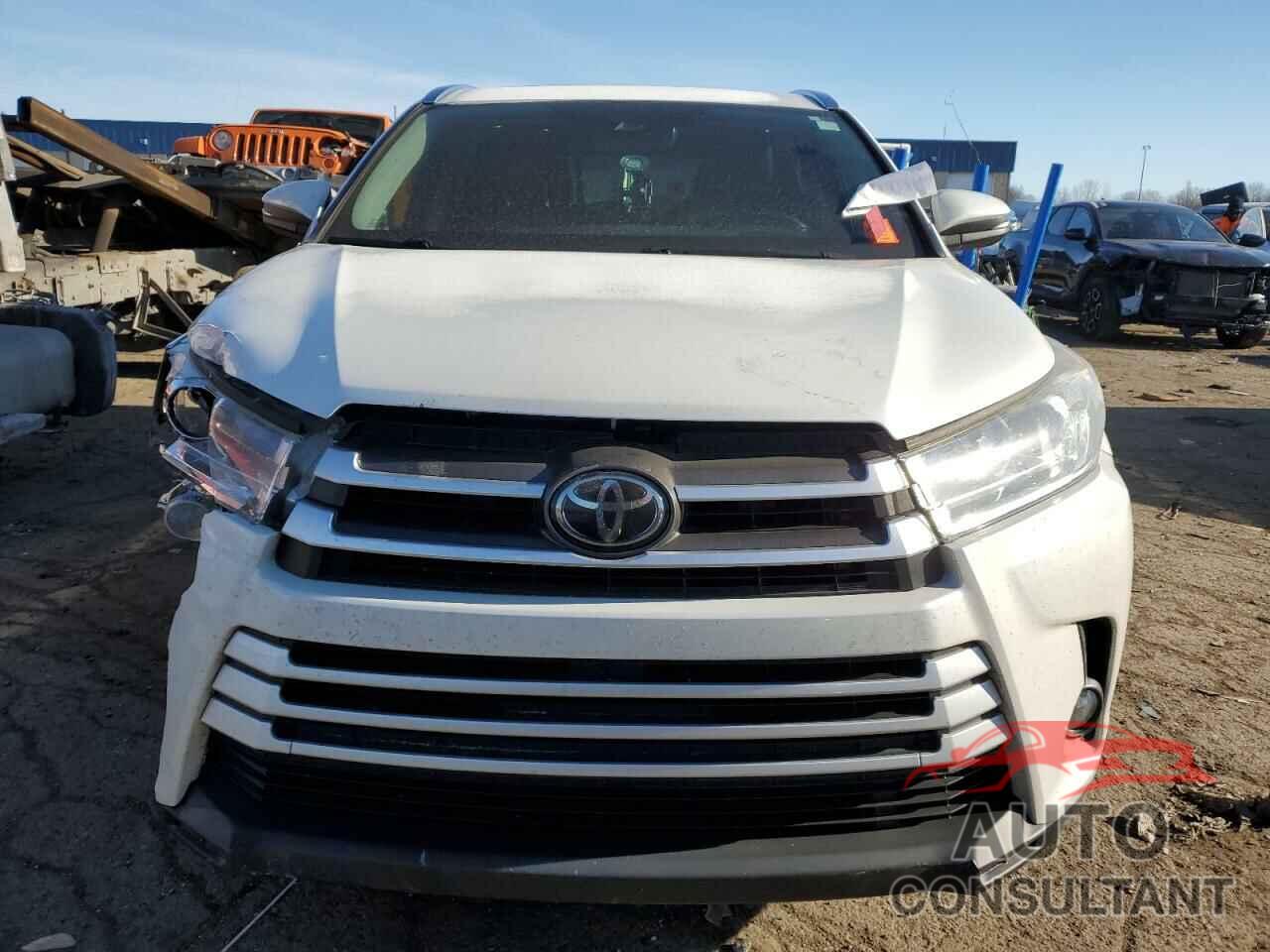 TOYOTA HIGHLANDER 2018 - 5TDJZRFH8JS843597