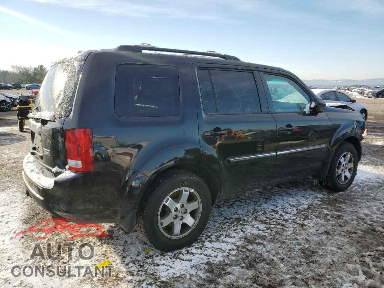 HONDA PILOT 2011 - 5FNYF4H9XBB034849
