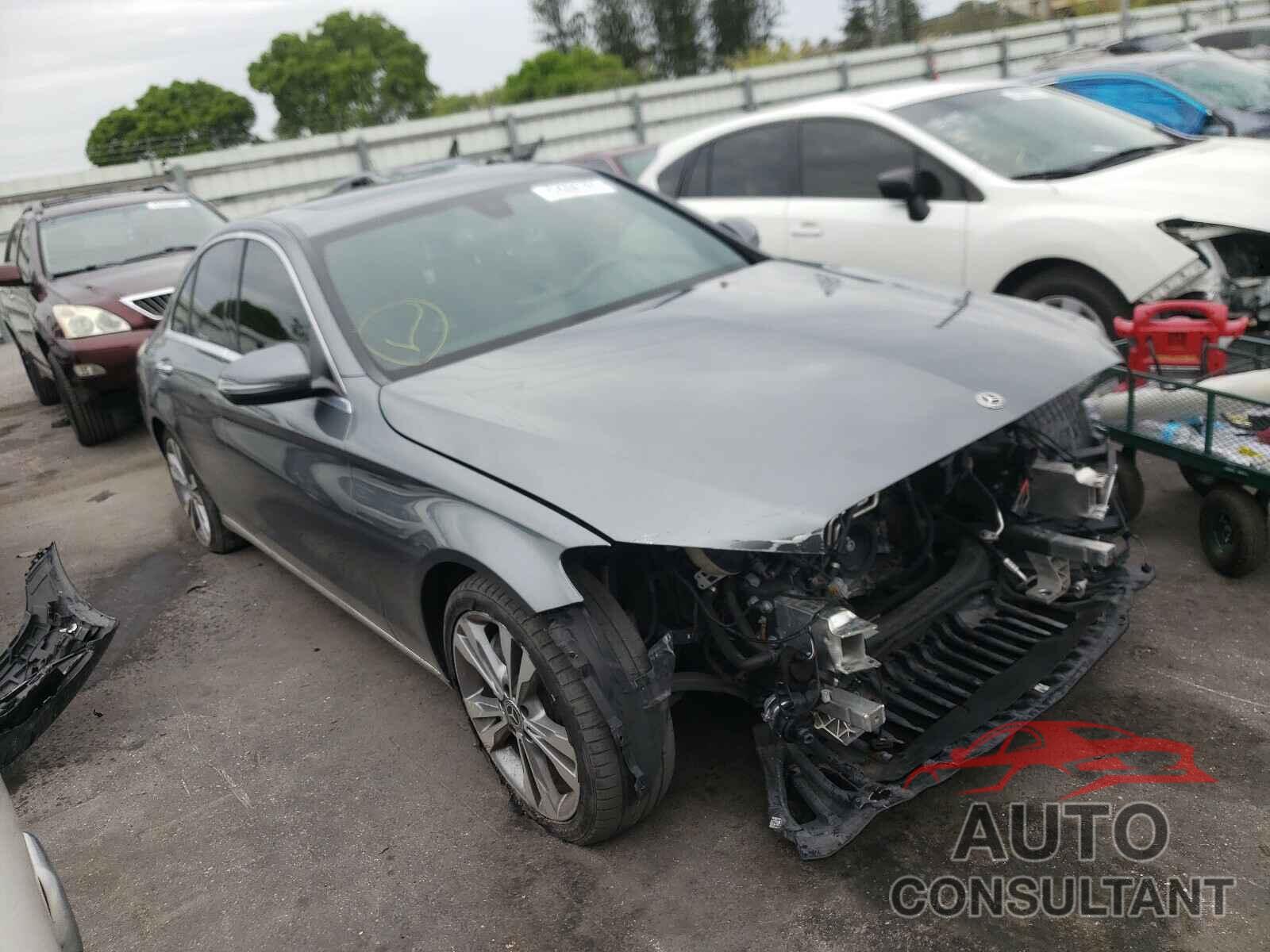 MERCEDES-BENZ C-CLASS 2018 - 55SWF4JB2JU241902