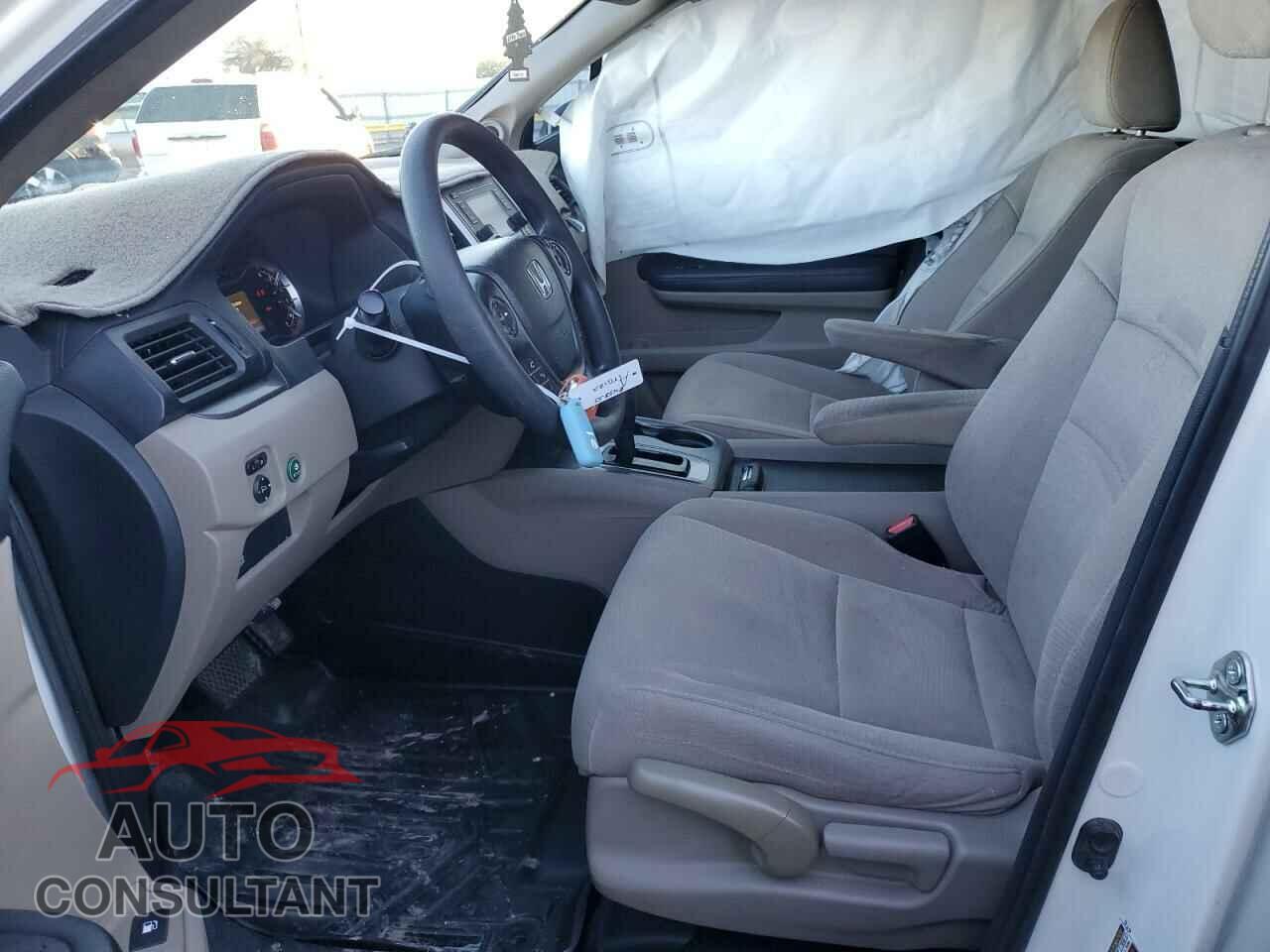 HONDA PILOT 2017 - 5FNYF5H18HB033837