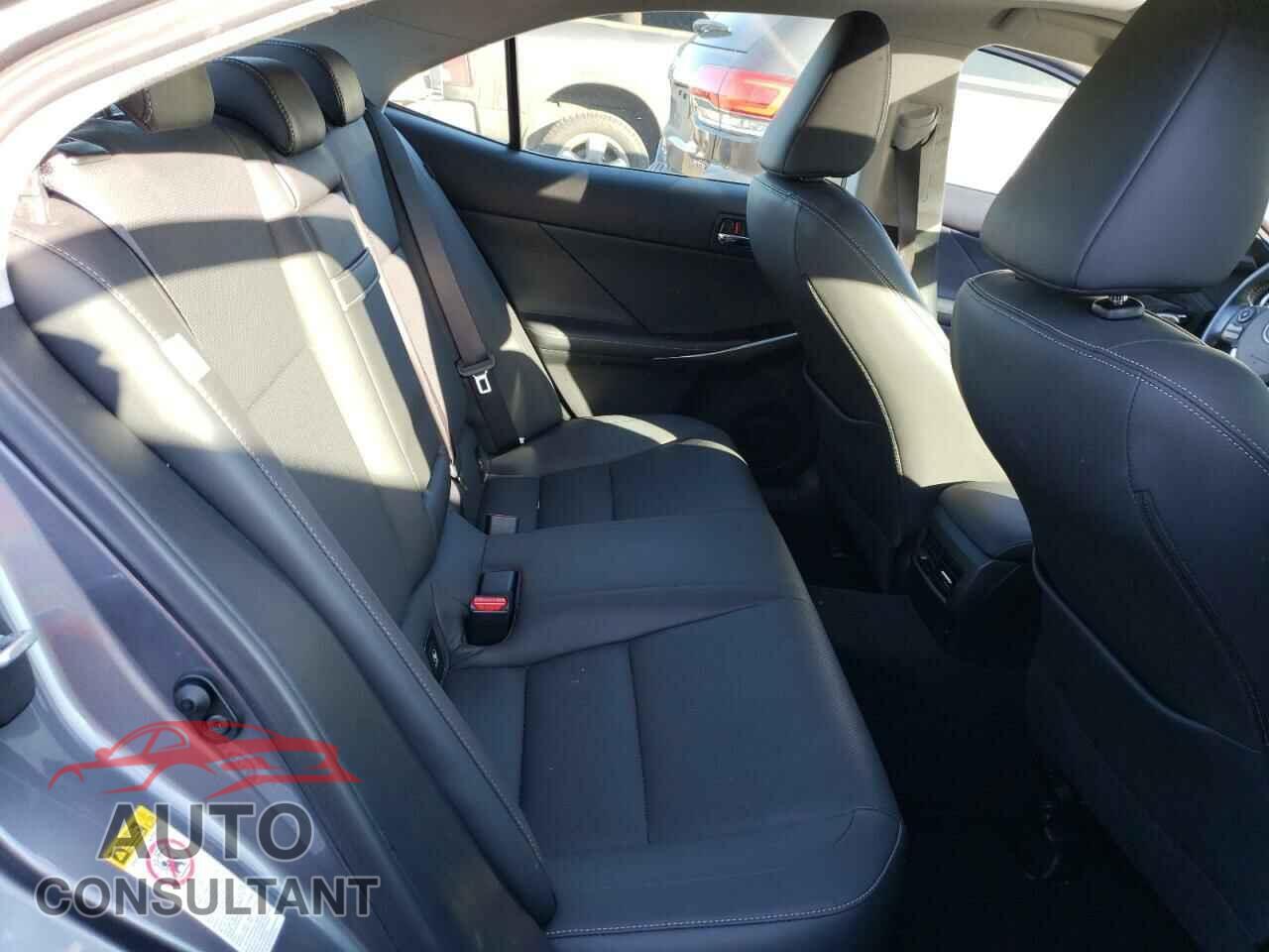 LEXUS IS 2016 - JTHCM1D2XG5010033