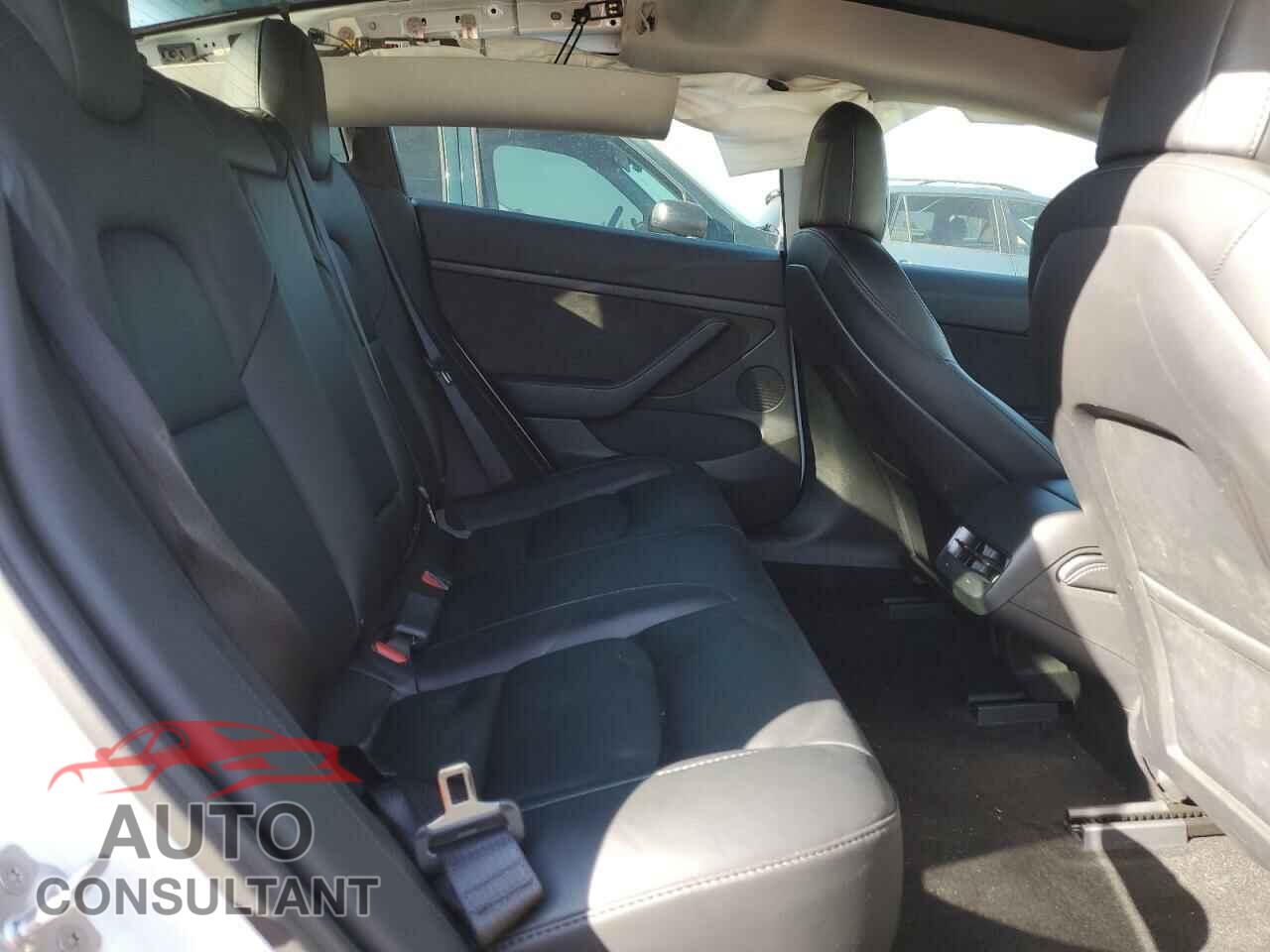 TESLA MODEL 3 2021 - 5YJ3E1EA0MF017765