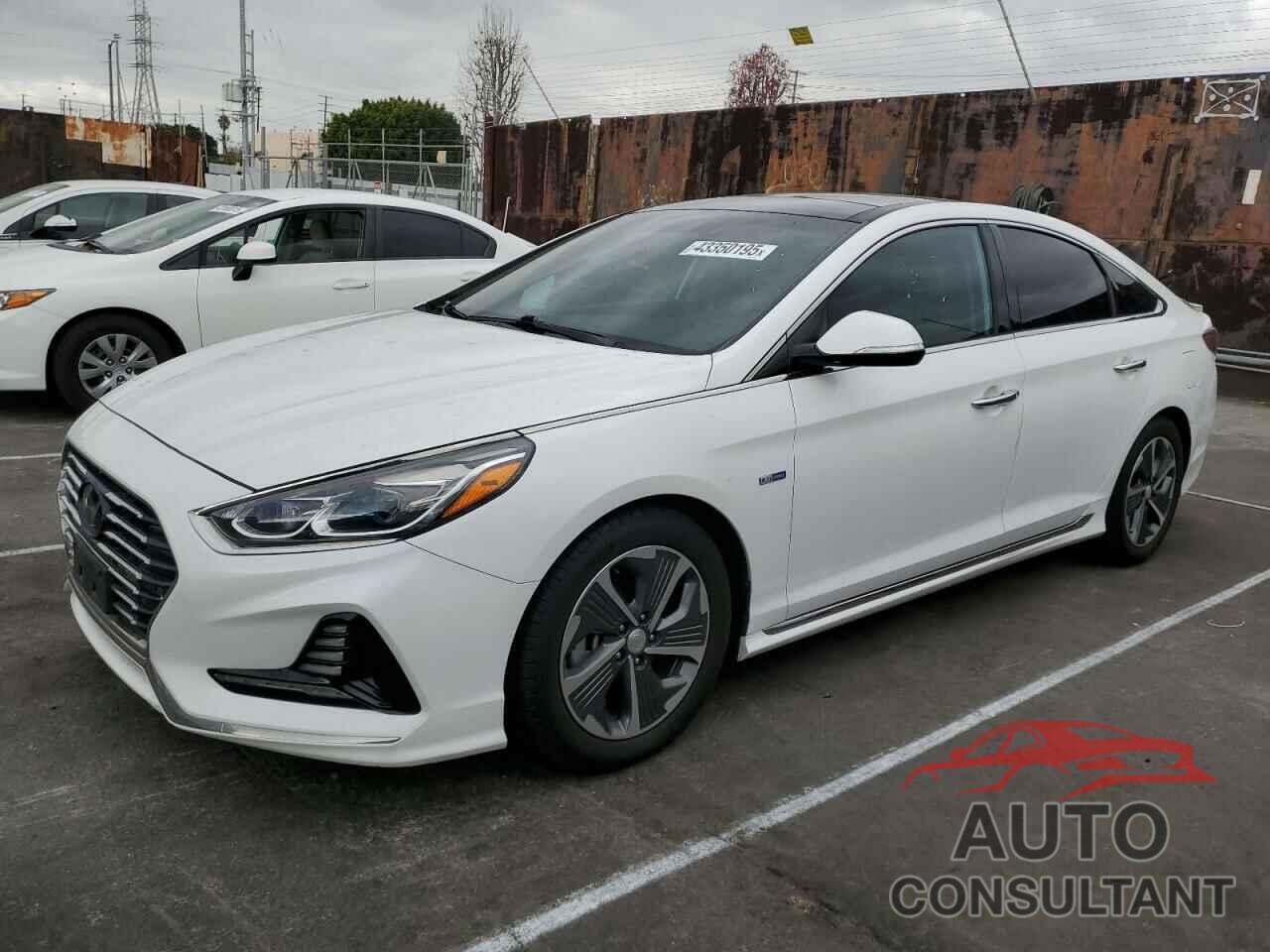 HYUNDAI SONATA 2018 - KMHE34L35JA083412