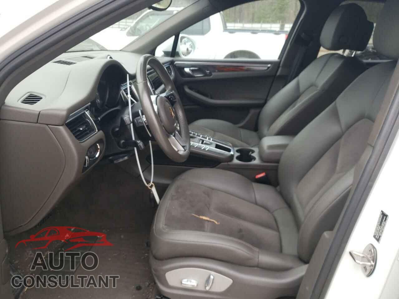 PORSCHE MACAN 2016 - WP1AB2A55GLB48561
