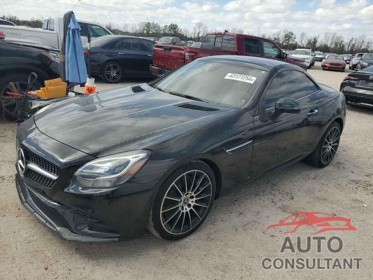 MERCEDES-BENZ SLC-CLASS 2019 - WDDPK3JA0KF158023