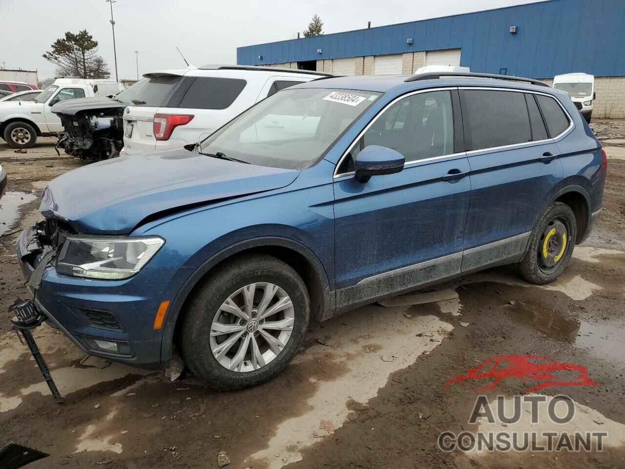 VOLKSWAGEN TIGUAN 2018 - 3VV2B7AX3JM031735