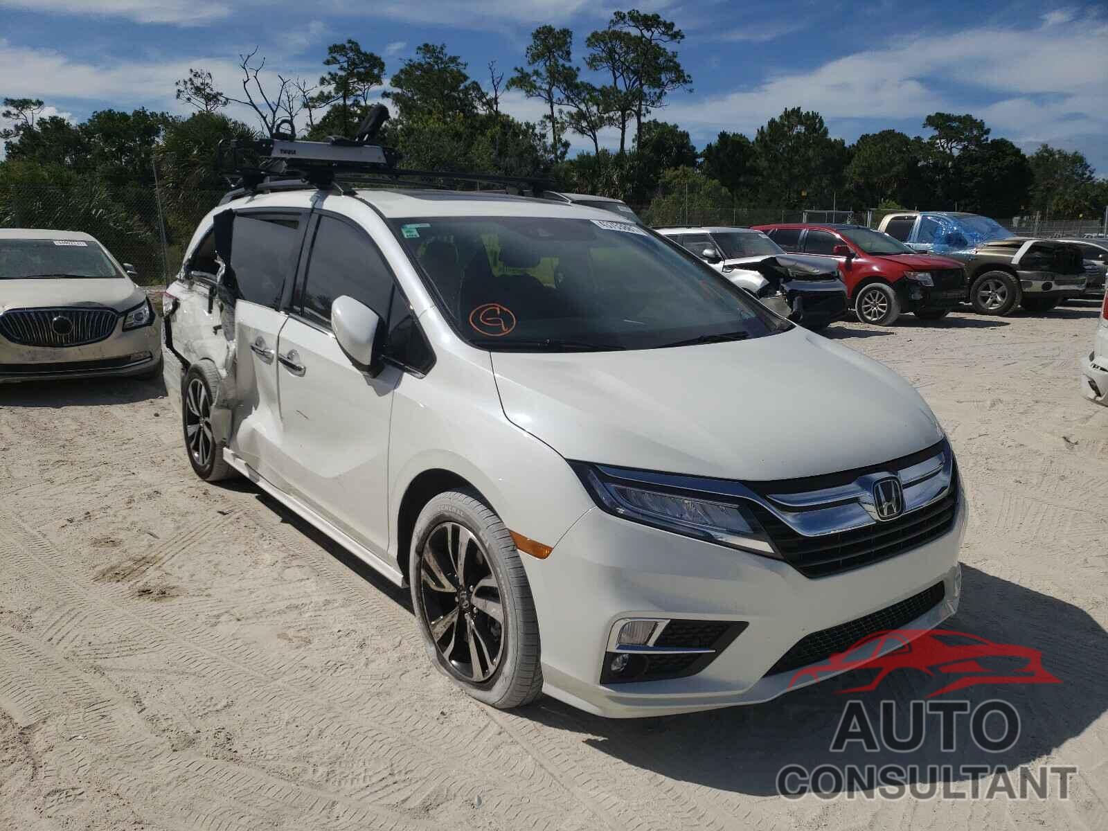 HONDA ODYSSEY 2018 - 5FNRL6H91JB108070