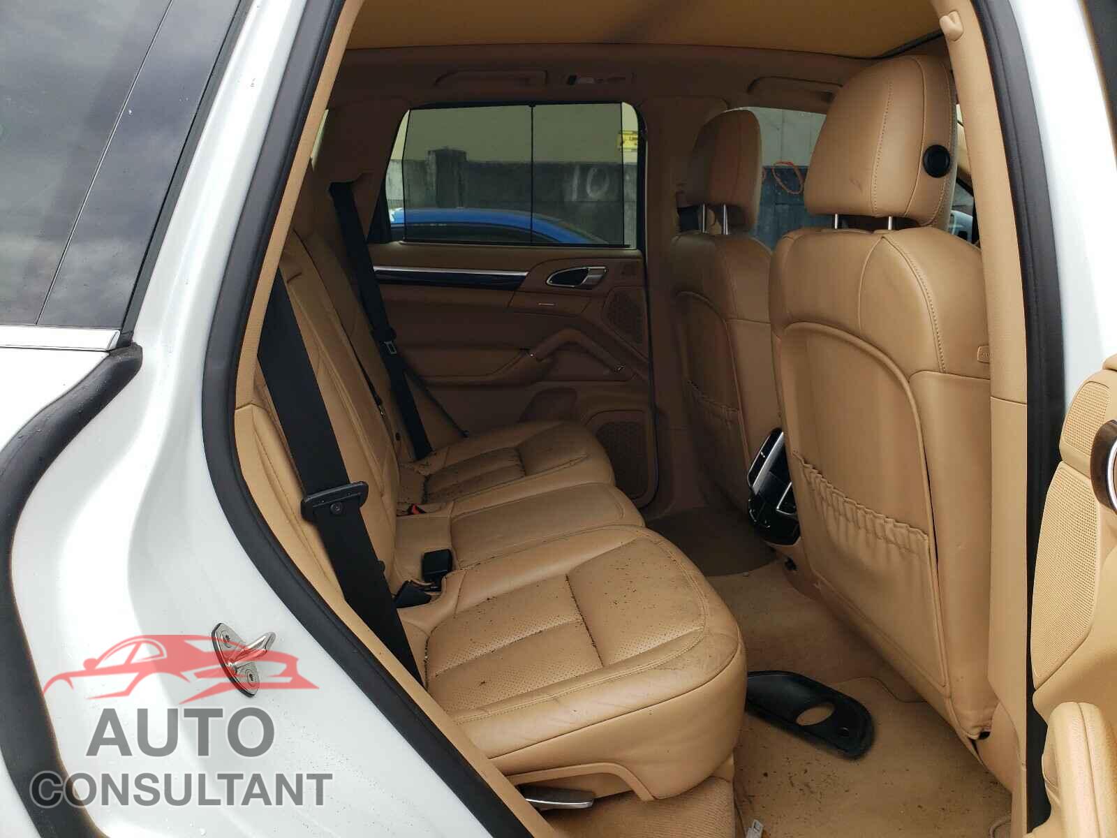 PORSCHE CAYENNE 2016 - WP1AE2A21GLA17723