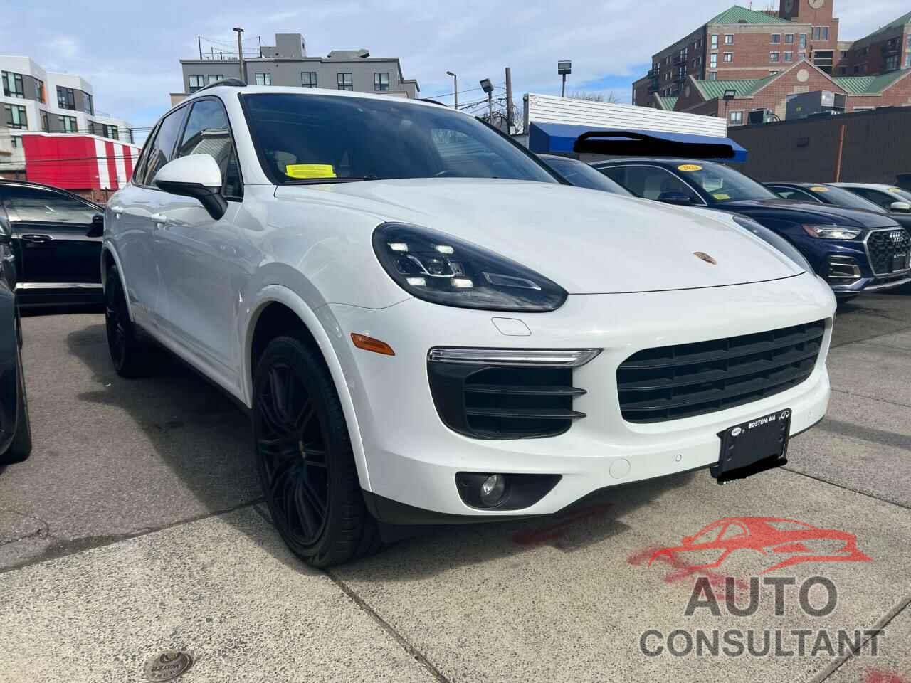 PORSCHE CAYENNE 2017 - WP1AA2A22HKA88058