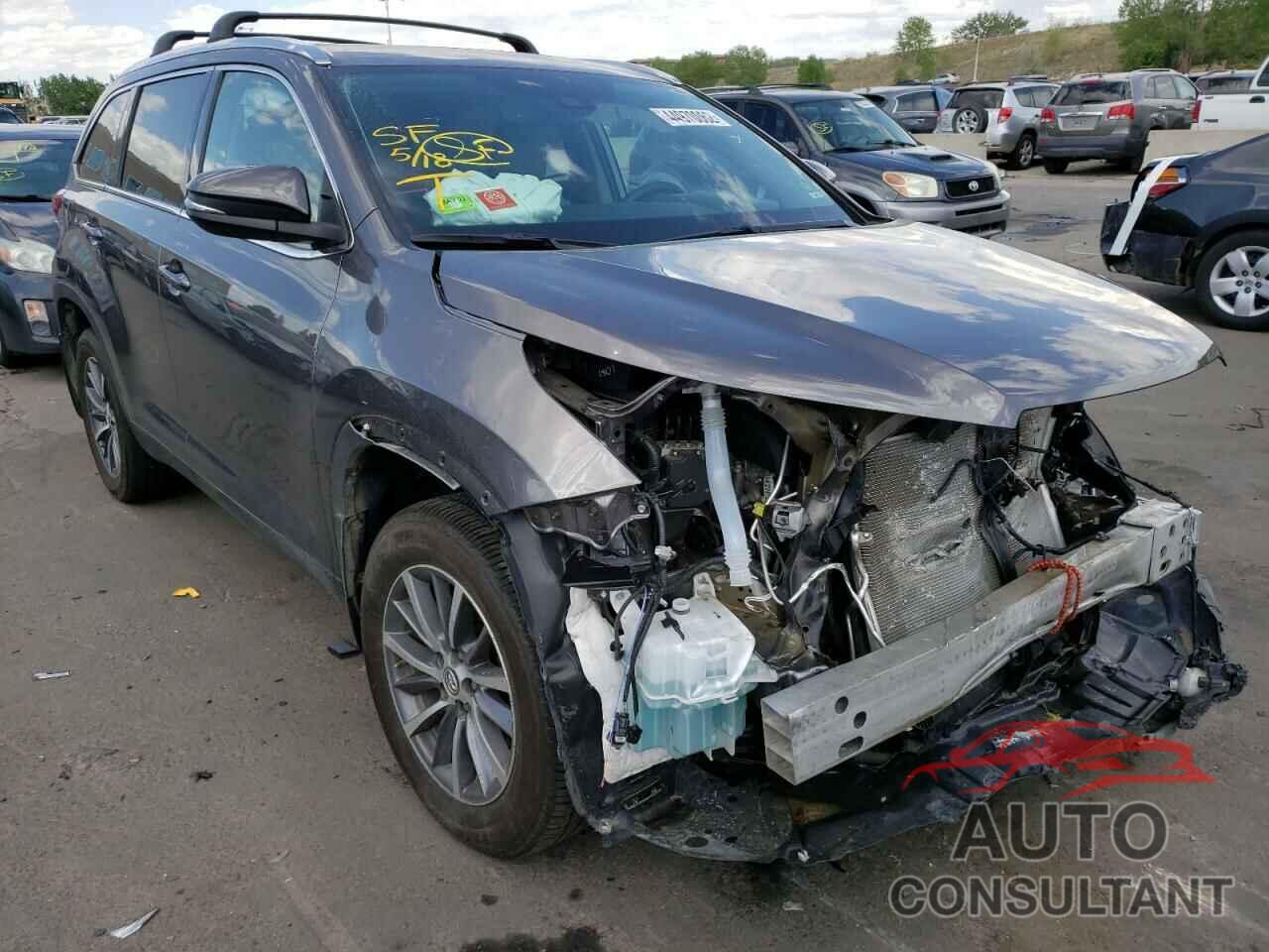 TOYOTA HIGHLANDER 2019 - 5TDJZRFH2KS592156