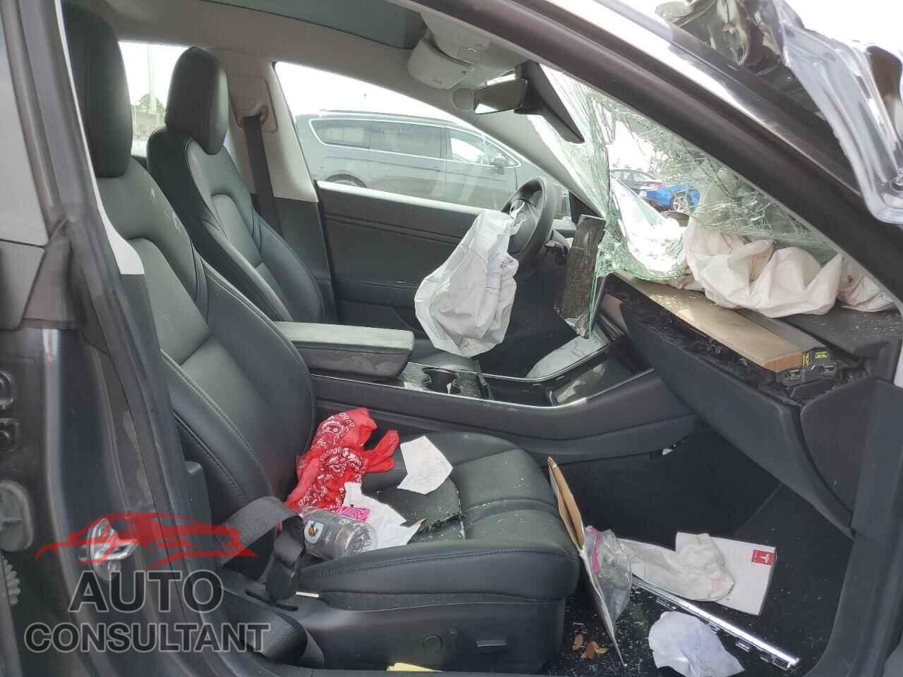TESLA MODEL 3 2020 - 5YJ3E1EB8LF710879