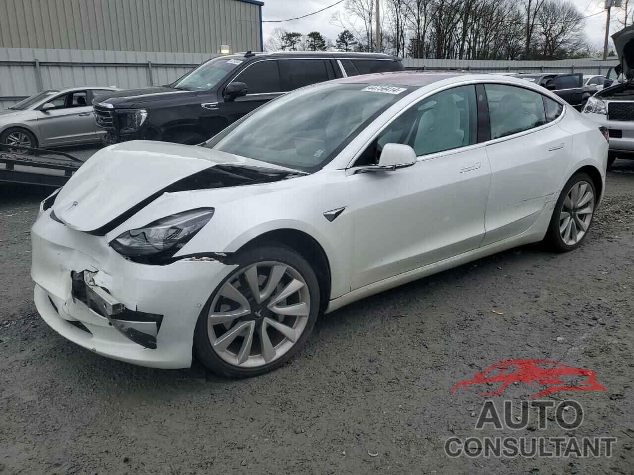 TESLA MODEL 3 2018 - 5YJ3E1EA8JF155890