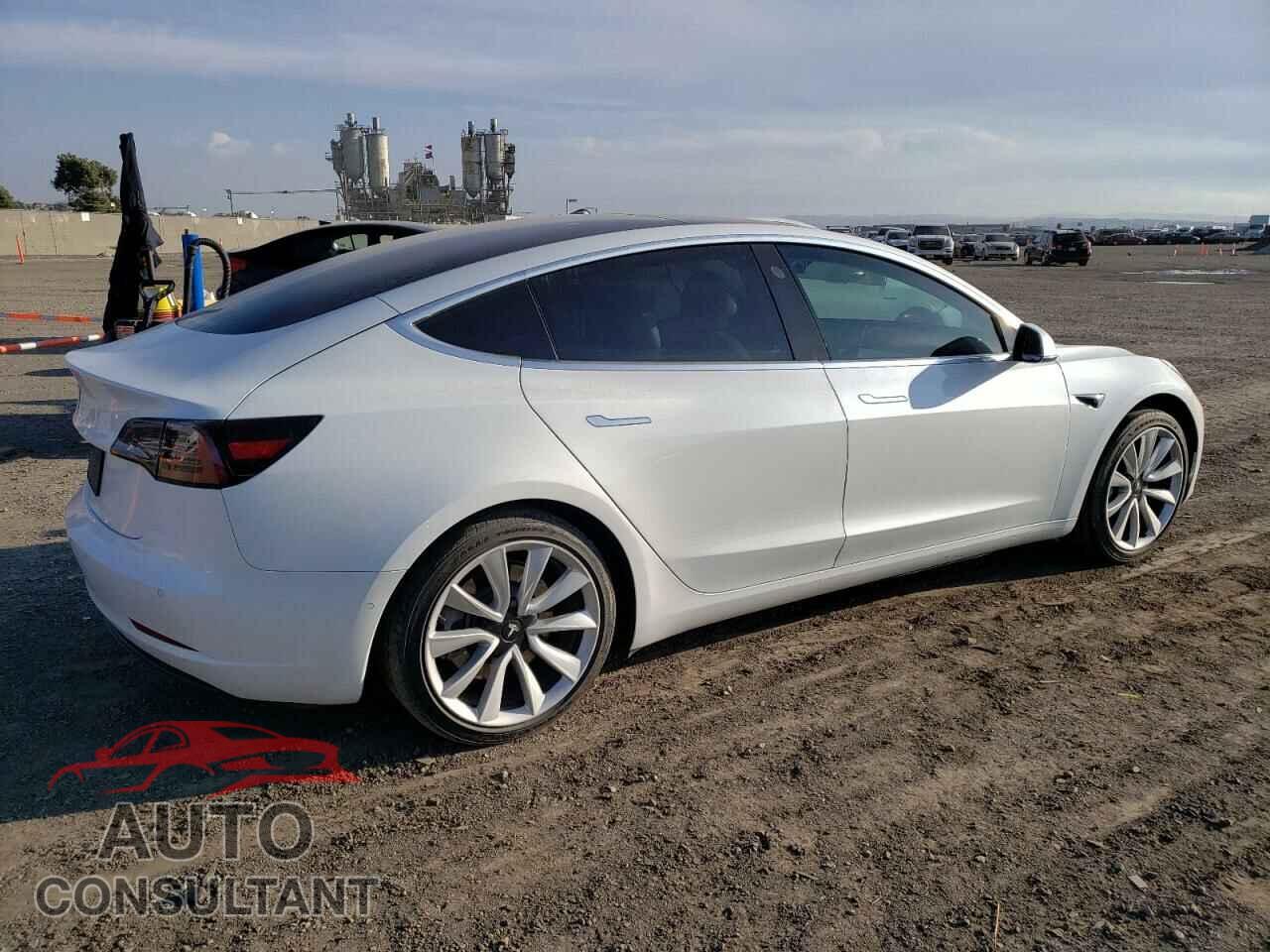 TESLA MODEL 3 2019 - 5YJ3E1EA3KF444936