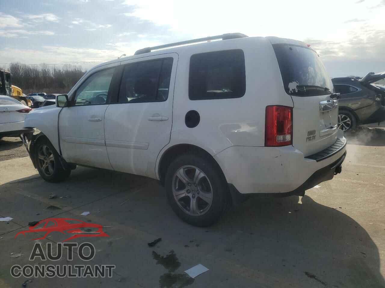 HONDA PILOT 2013 - 5FNYF3H49DB013301