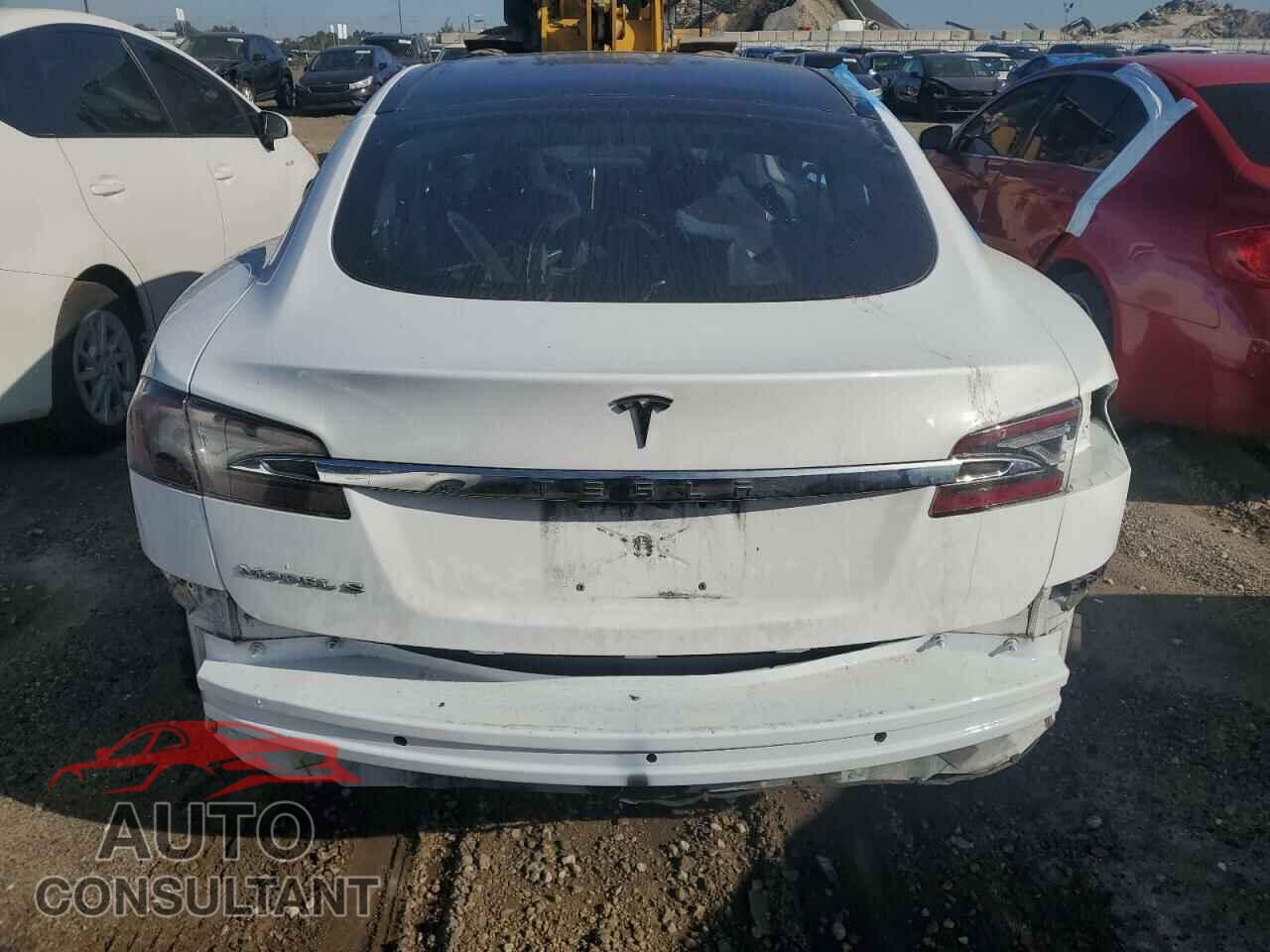 TESLA MODEL S 2016 - 5YJSA1E11GF130099