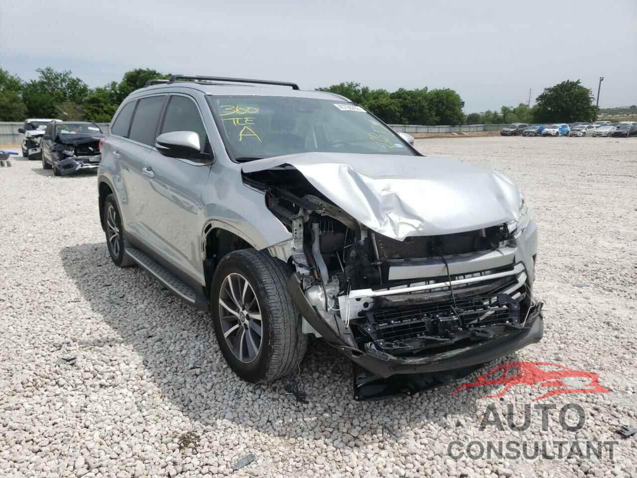TOYOTA HIGHLANDER 2019 - 5TDKZRFH9KS570630