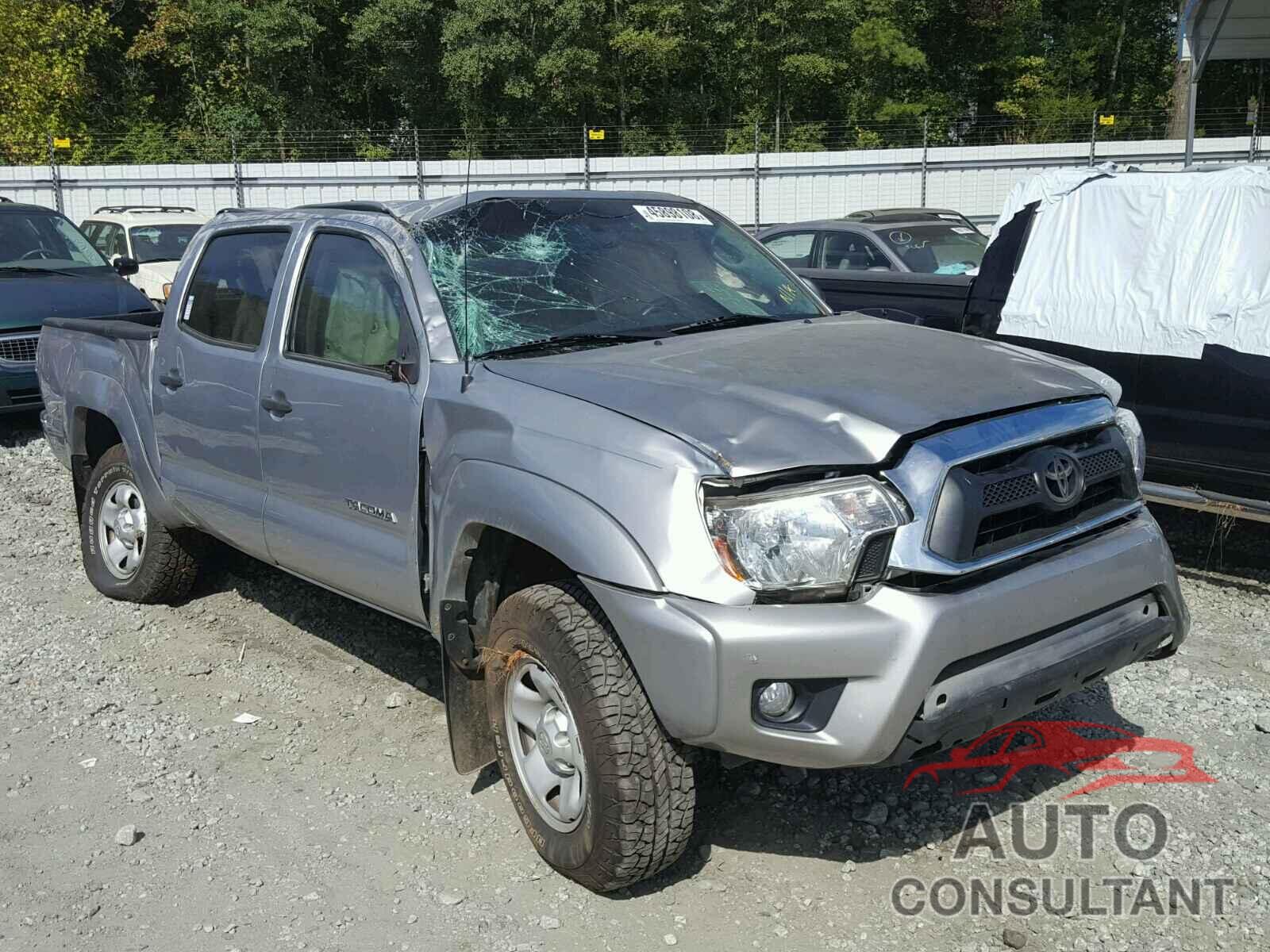 TOYOTA TACOMA DOUBLE CAB PRERUNNER 2015 - 5TFJU4GN1FX068714